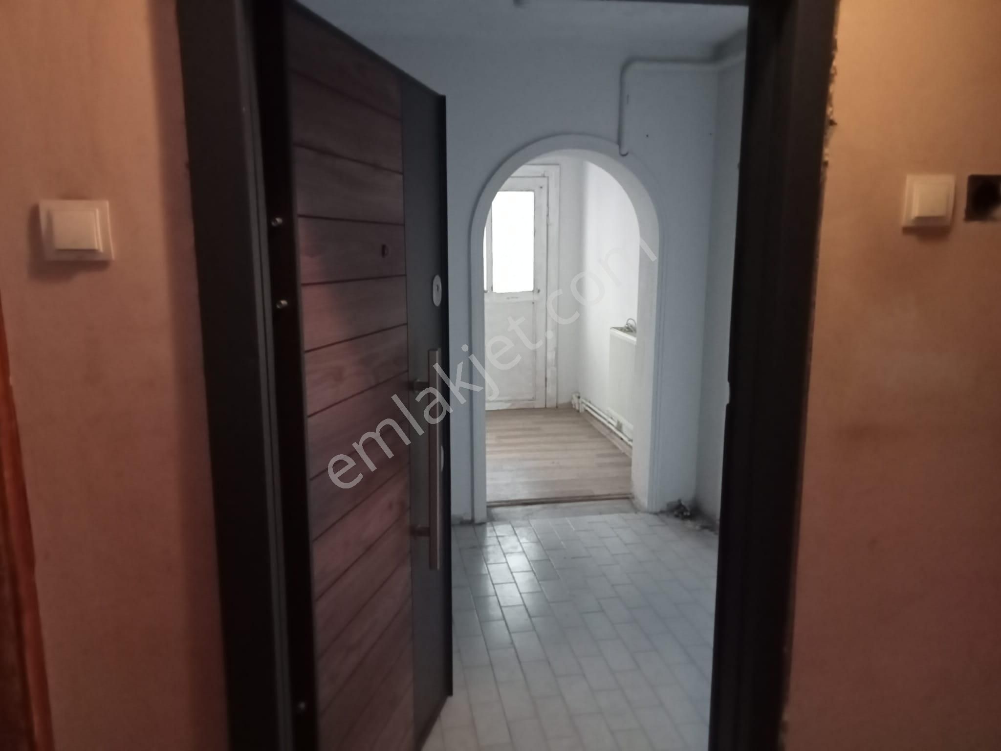 Trabzon İnönü'de 3+1 Satılık Fırsat Bodrum Kat Daire - Görsel 7