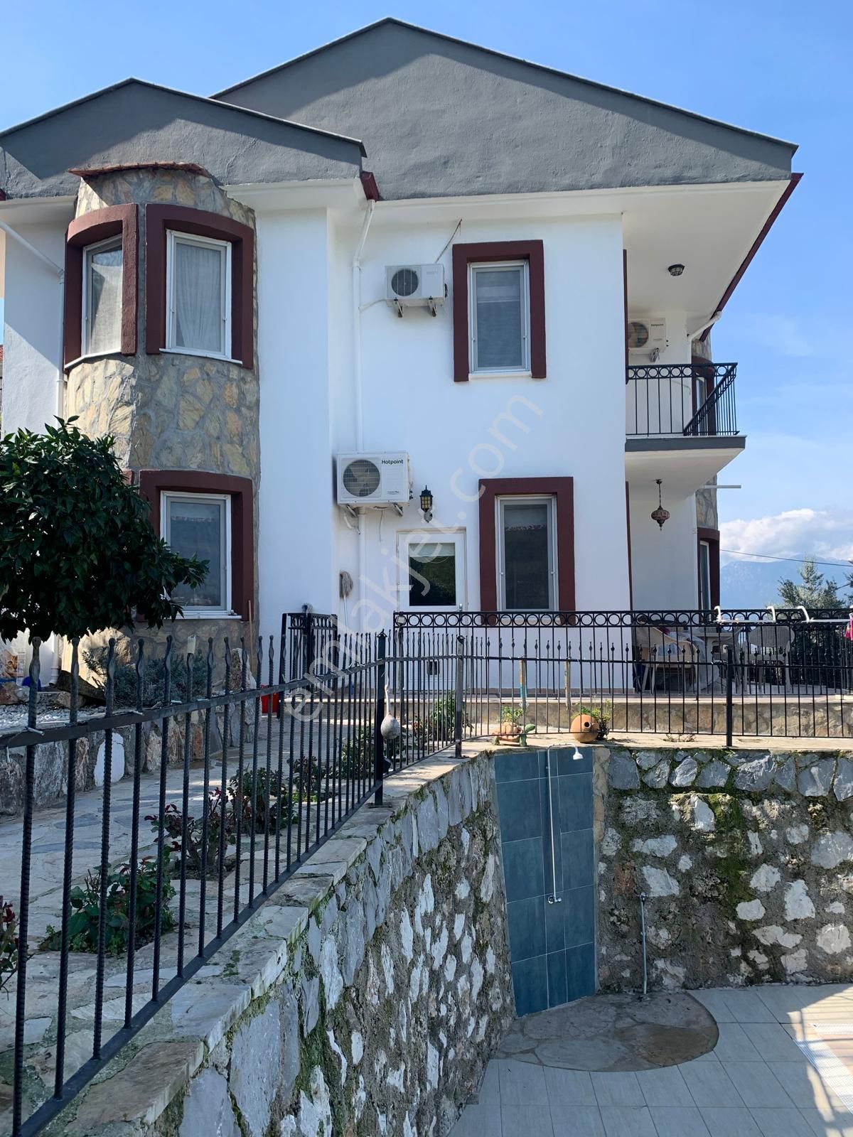 Seydikemer Kadıkoy'de Satılık 3+1 Villa - Görsel 2
