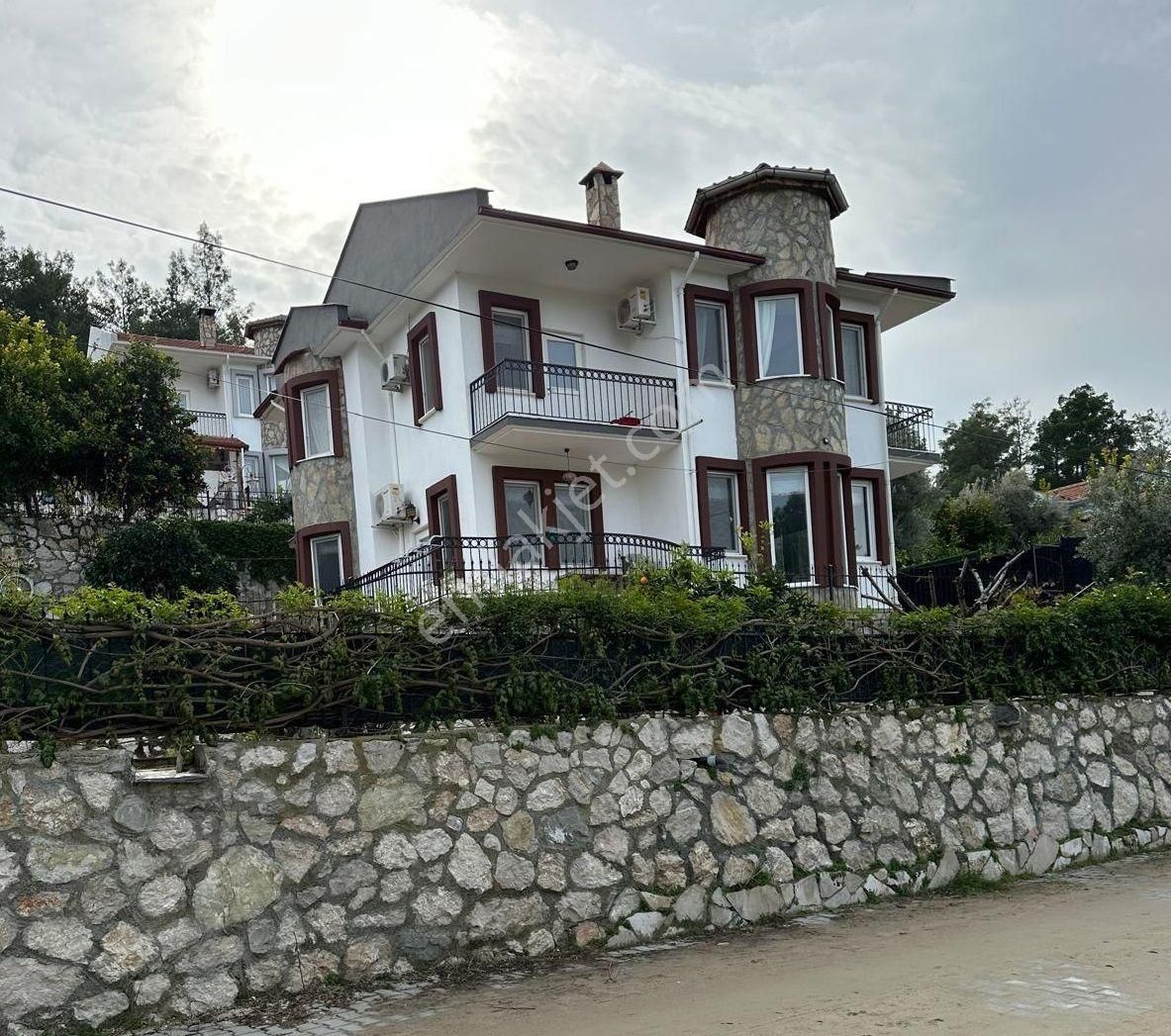 Seydikemer Kadıkoy'de Satılık 3+1 Villa - Görsel 20