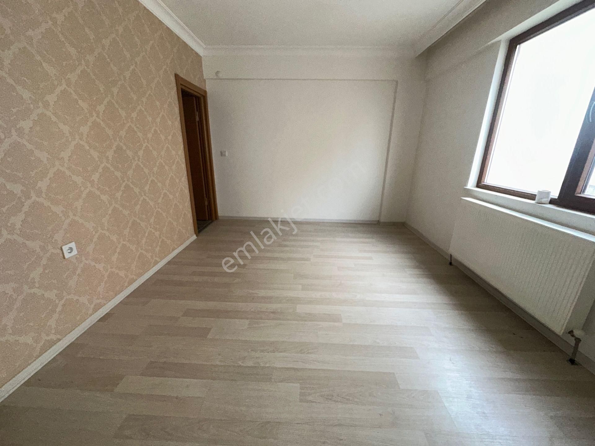 Bademlik'te Manzaralı 6+1 Teras 280m2 Asansörlü Otoparklı - Görsel 14