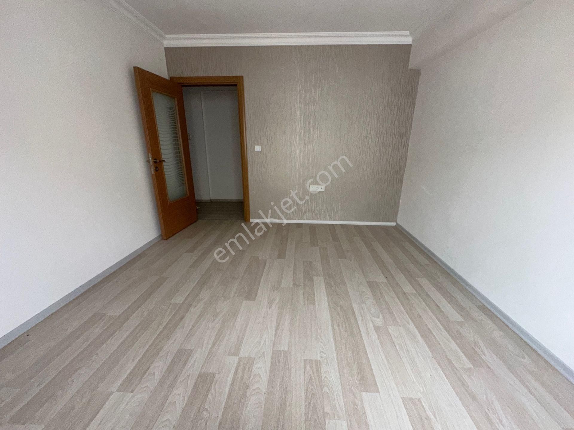 Bademlik'te Manzaralı 6+1 Teras 280m2 Asansörlü Otoparklı - Görsel 26