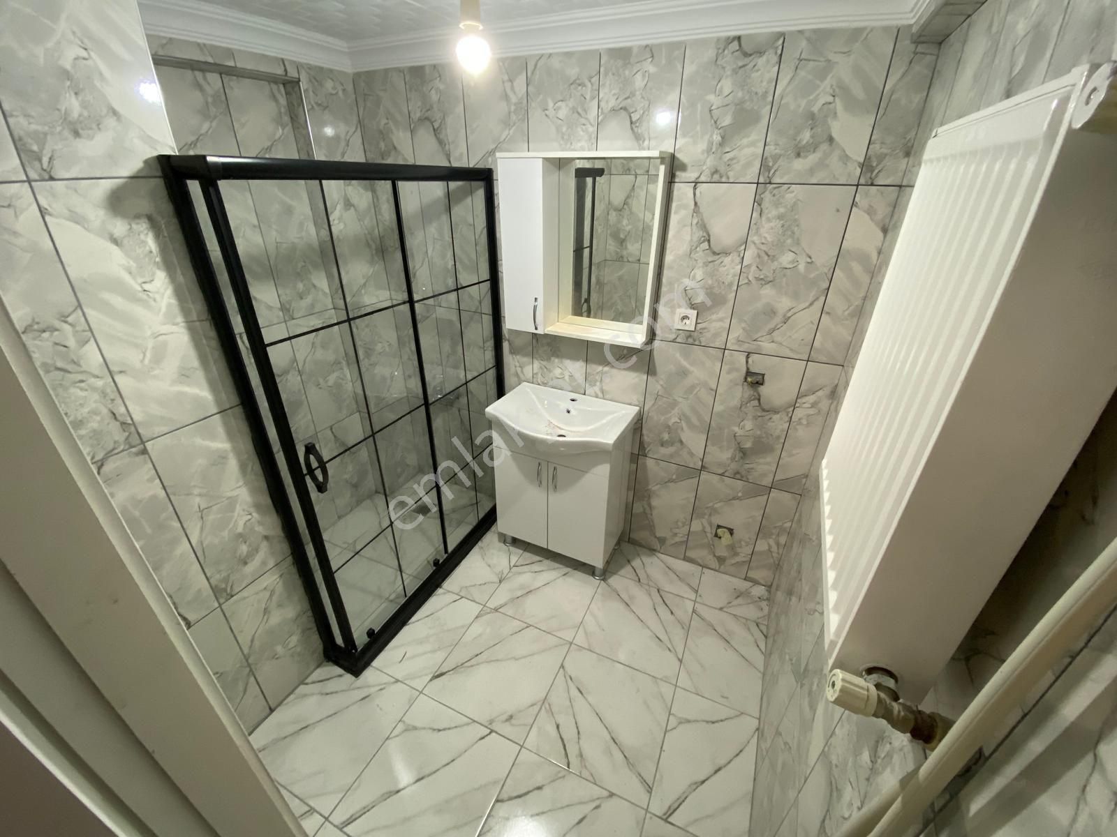 Keçiörende Yüksek Giriş Masrafsız Manavgat Sokakta Ön Cephe 2+1 - Görsel 21