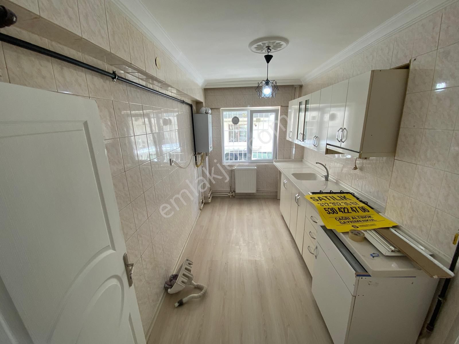 Keçiörende Yüksek Giriş Masrafsız Manavgat Sokakta Ön Cephe 2+1 - Görsel 25