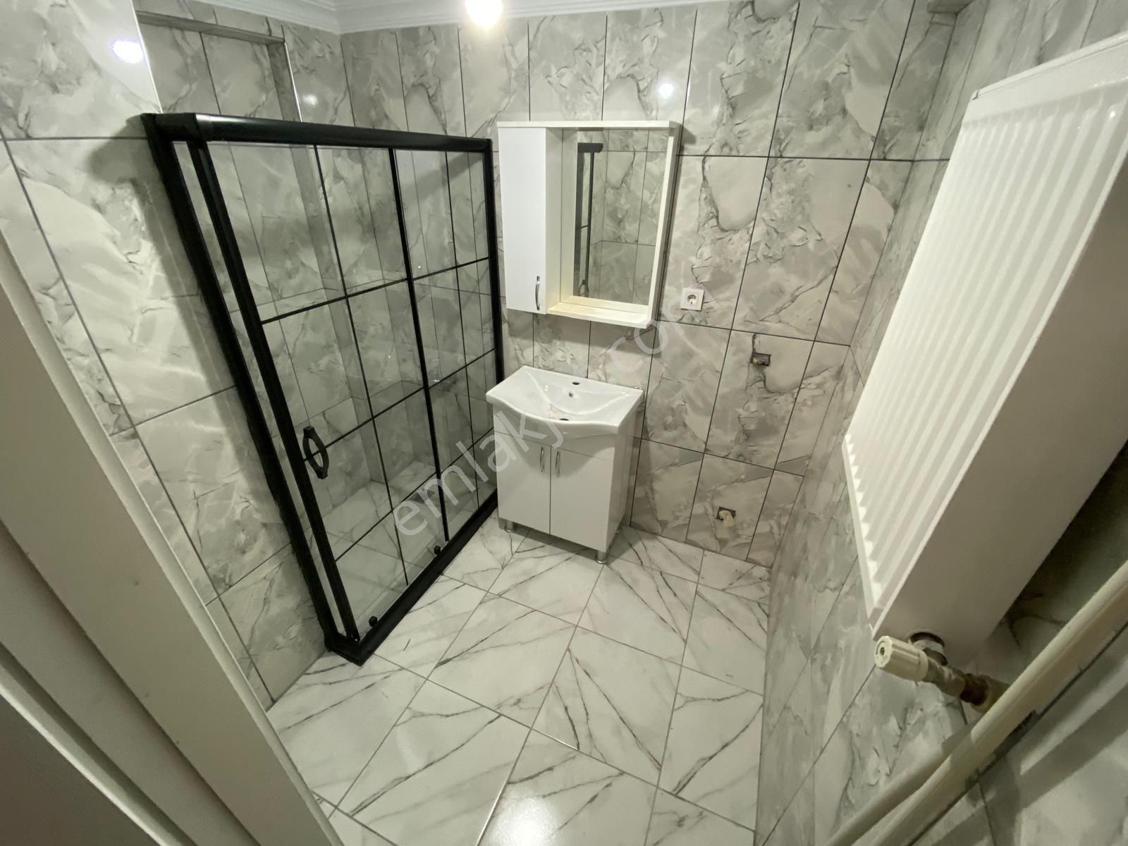 Keçiörende Yüksek Giriş Masrafsız Manavgat Sokakta Ön Cephe 2+1 - Görsel 22