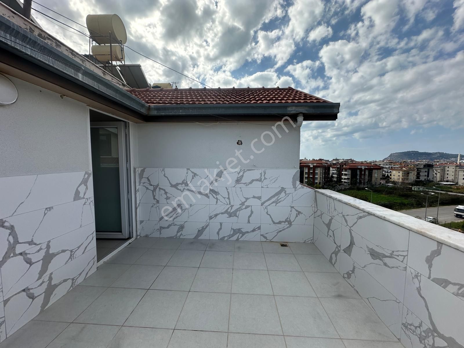 Alanya Oba Bölge Hastanesine Yakın Kiralık 3+1 Ayrı Mutfak Daire - Görsel 16