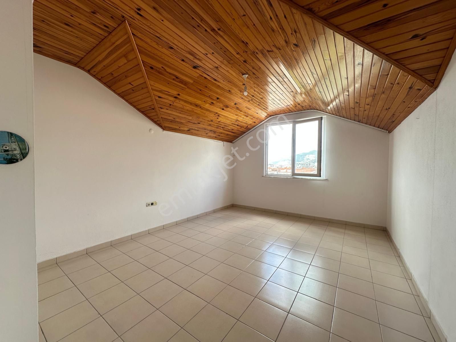 Alanya Oba Bölge Hastanesine Yakın Kiralık 3+1 Ayrı Mutfak Daire - Görsel 12