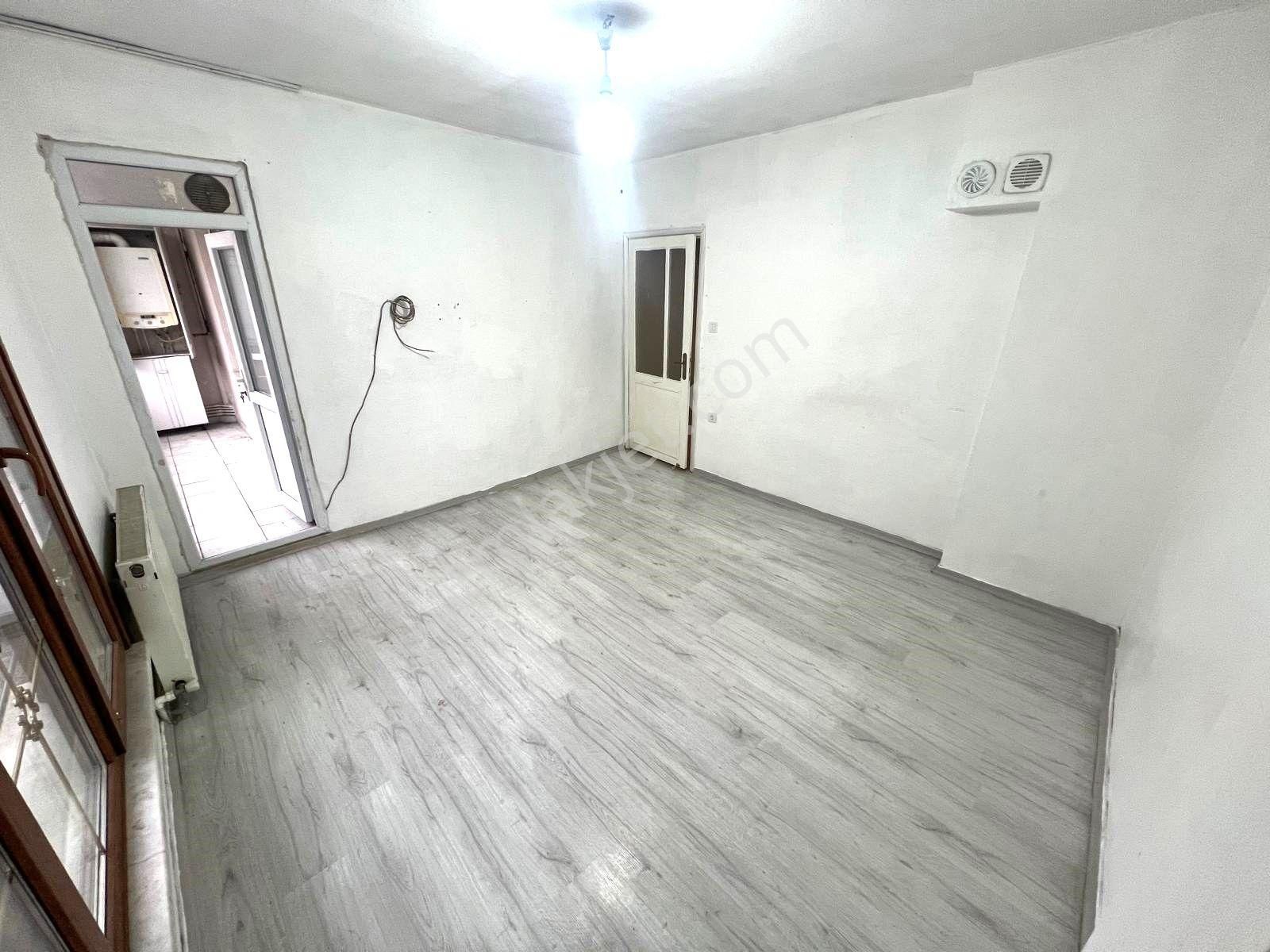 Seba'dan Kemalpaşa Mh 1+1 75m2 Doğalgaz Kombi Kiralık Arakat Daire - Görsel 6