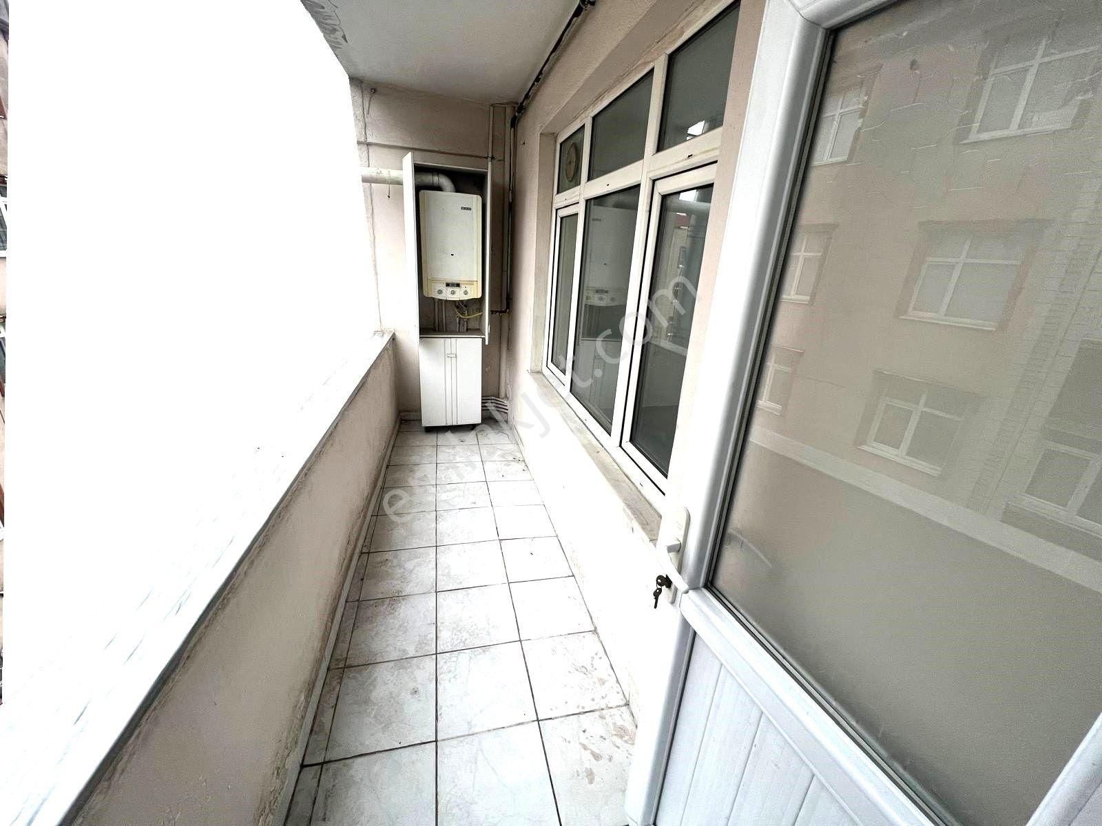 Seba'dan Kemalpaşa Mh 1+1 75m2 Doğalgaz Kombi Kiralık Arakat Daire - Görsel 8