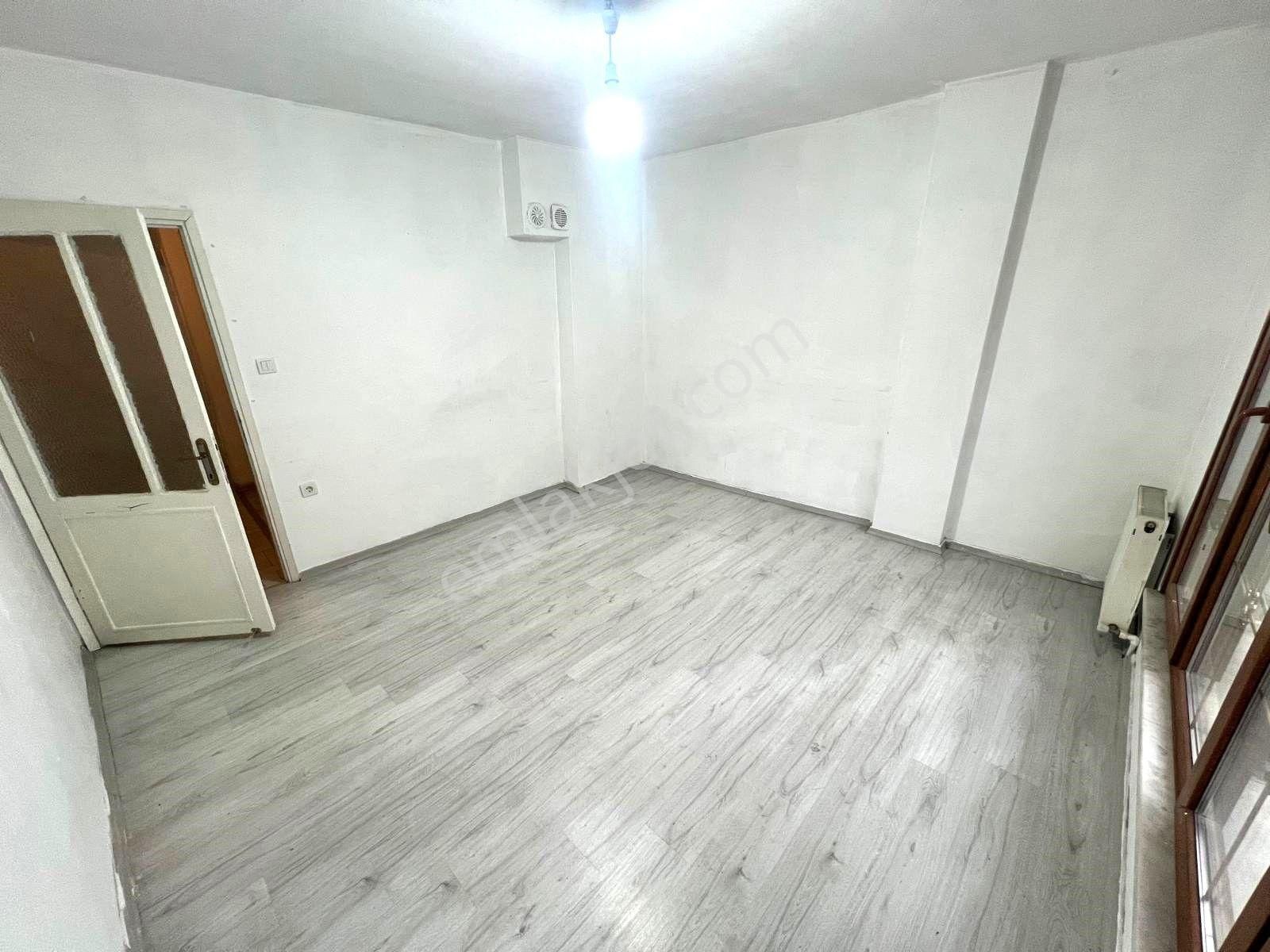Seba'dan Kemalpaşa Mh 1+1 75m2 Doğalgaz Kombi Kiralık Arakat Daire - Görsel 13