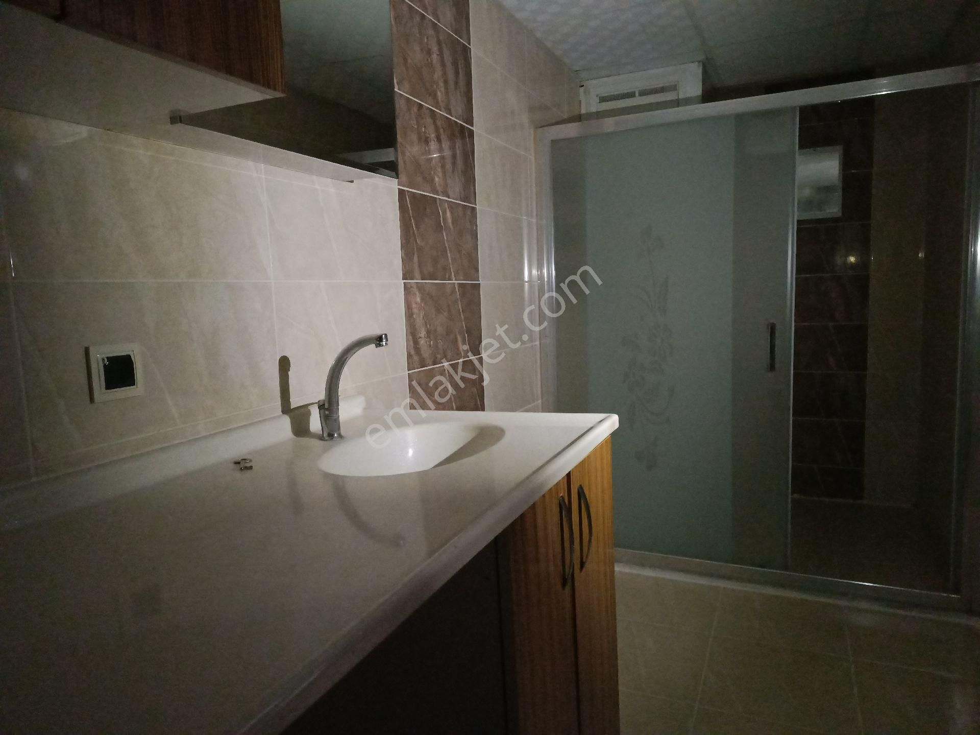 Buket Emlaktan Kiralık 2+1 Daire Ara Kat Doğalgazlı Asansörlü - Görsel 11