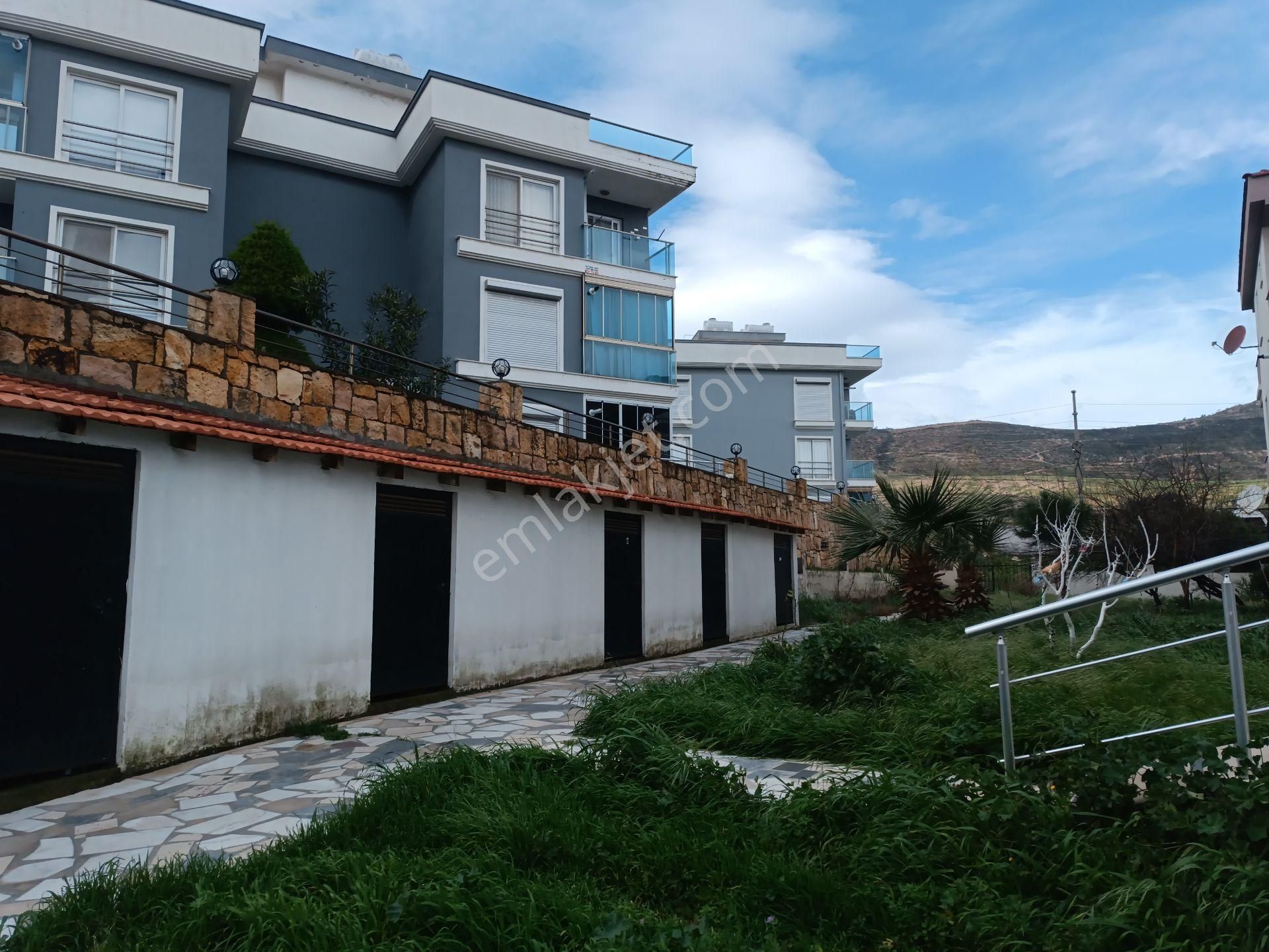 Yenifoça Merkeze Yürüyüş Mesafesinde Satılık Arakat 2+1 Daire - Görsel 4