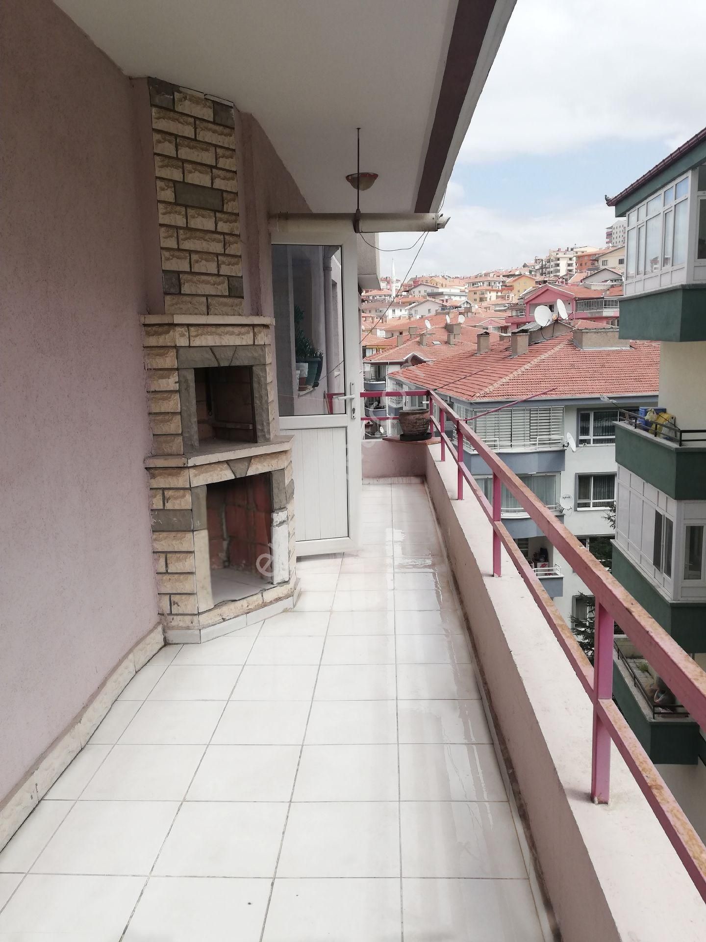 General Zeki Doğanda Cadde Üzeri 5+1 Dubleks - Görsel 16