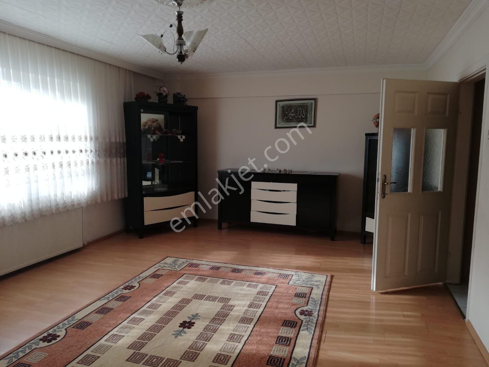 General Zeki Doğanda Cadde Üzeri 5+1 Dubleks