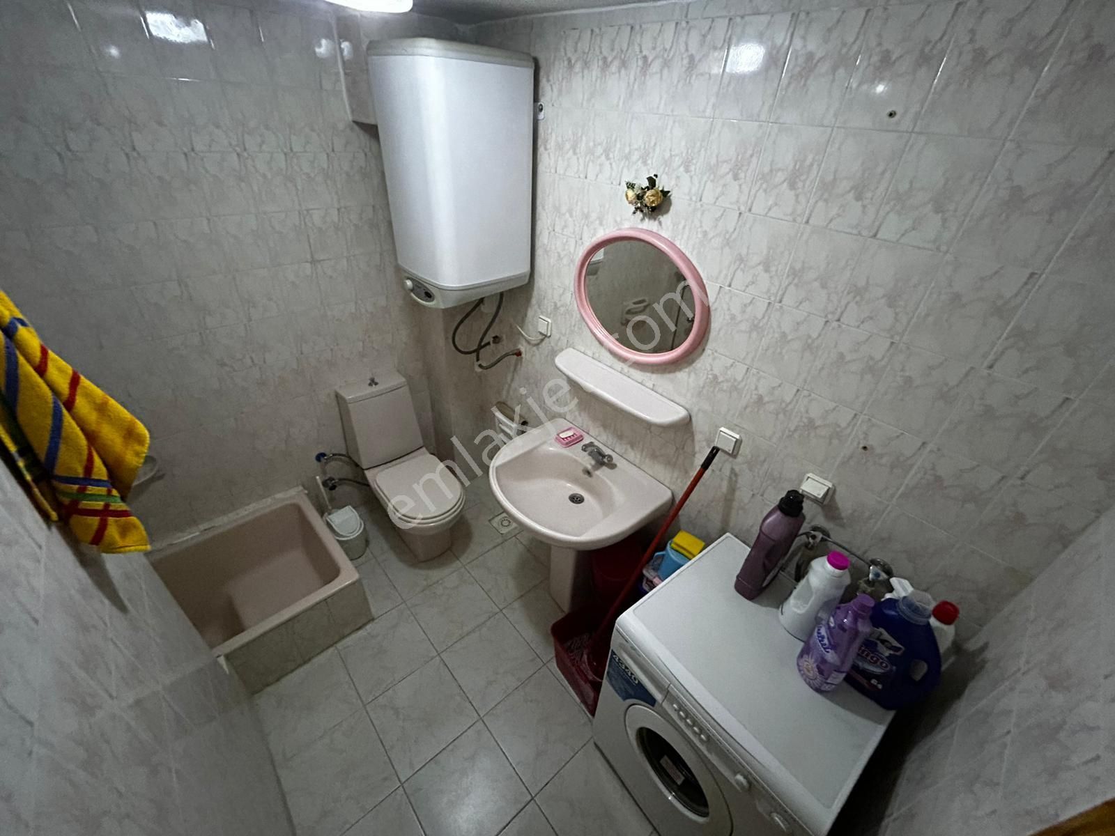 Yükselden Altınoluk Merkezde Öncephe Arakat Ayrı Mutfak 2+1daire - Görsel 9
