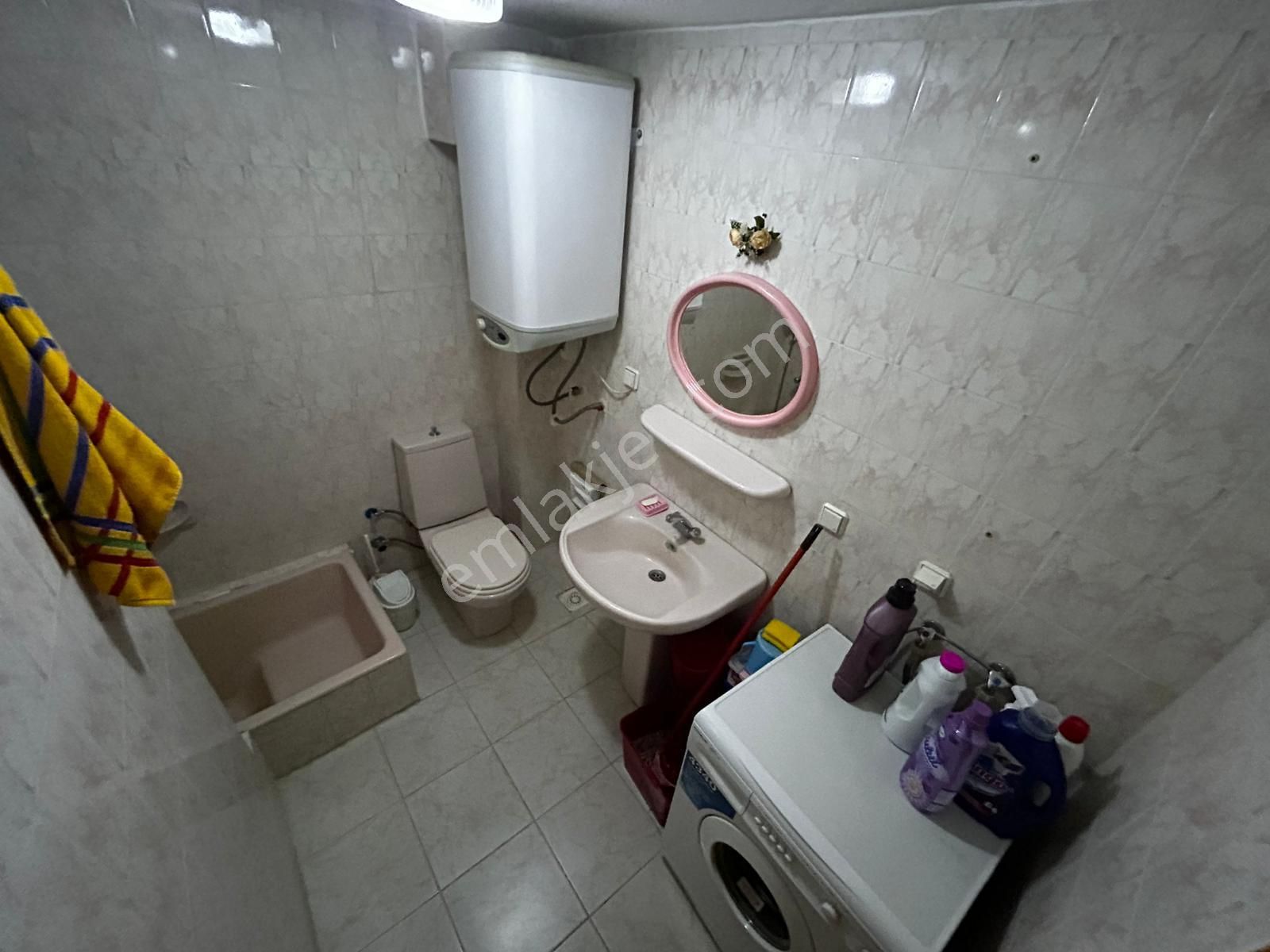 Yükselden Altınoluk Merkezde Öncephe Arakat Ayrı Mutfak 2+1daire - Görsel 13