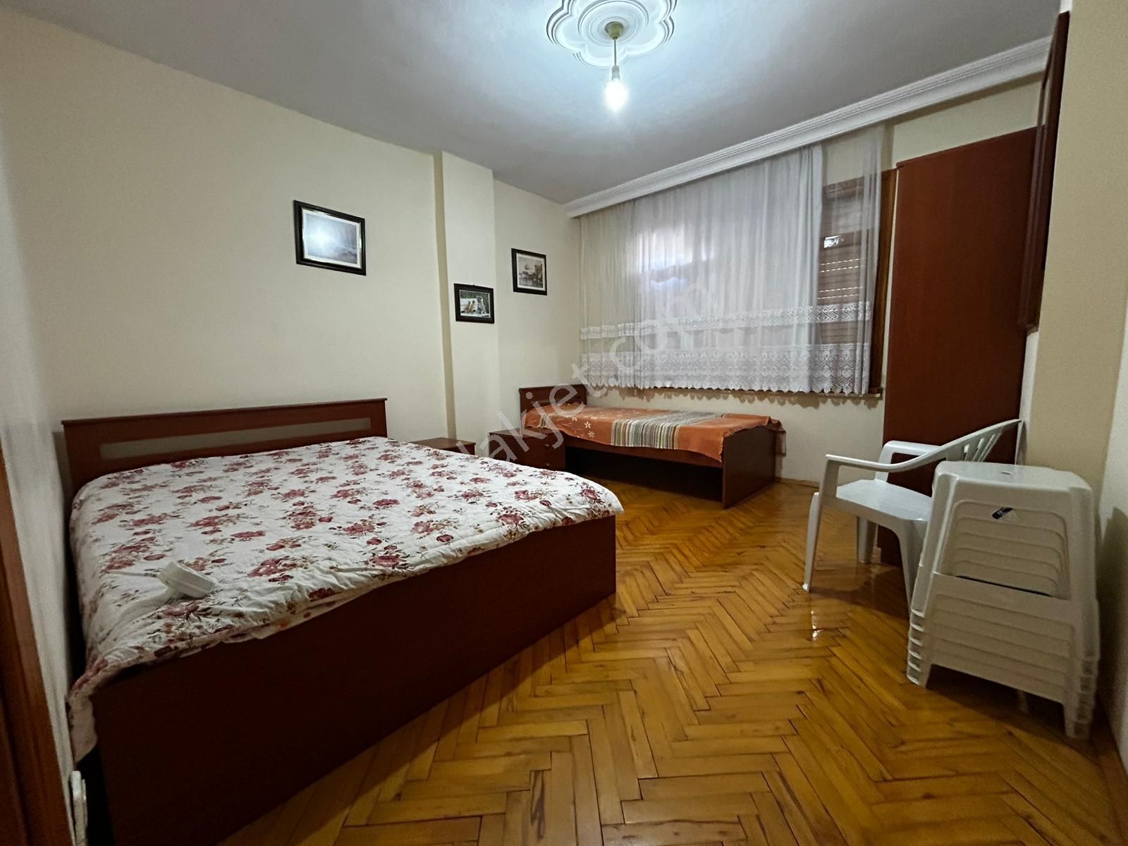 Yükselden Altınoluk Merkezde Öncephe Arakat Ayrı Mutfak 2+1daire - Görsel 15