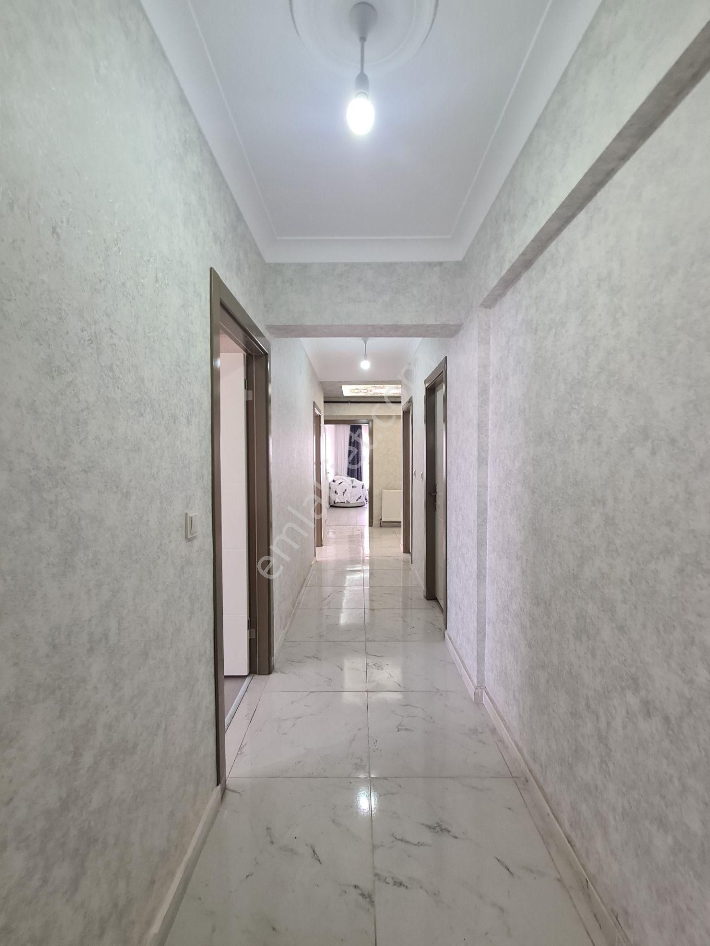 Murat Çobanoğlu Cd. Paraleli Hiç Oturulmamış Full Yapılı 3+1 - Görsel 34