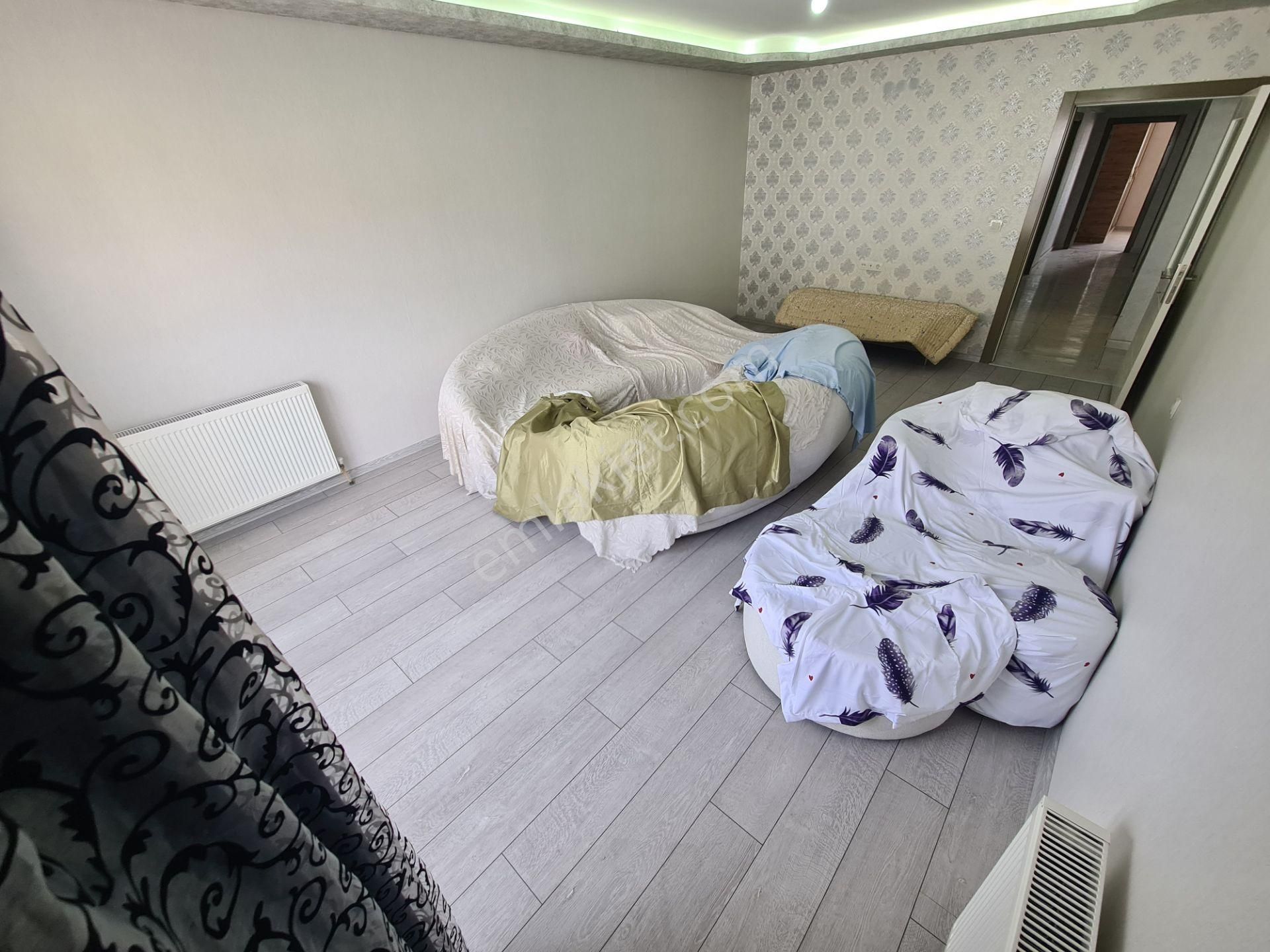 Murat Çobanoğlu Cd. Paraleli Hiç Oturulmamış Full Yapılı 3+1 - Görsel 12