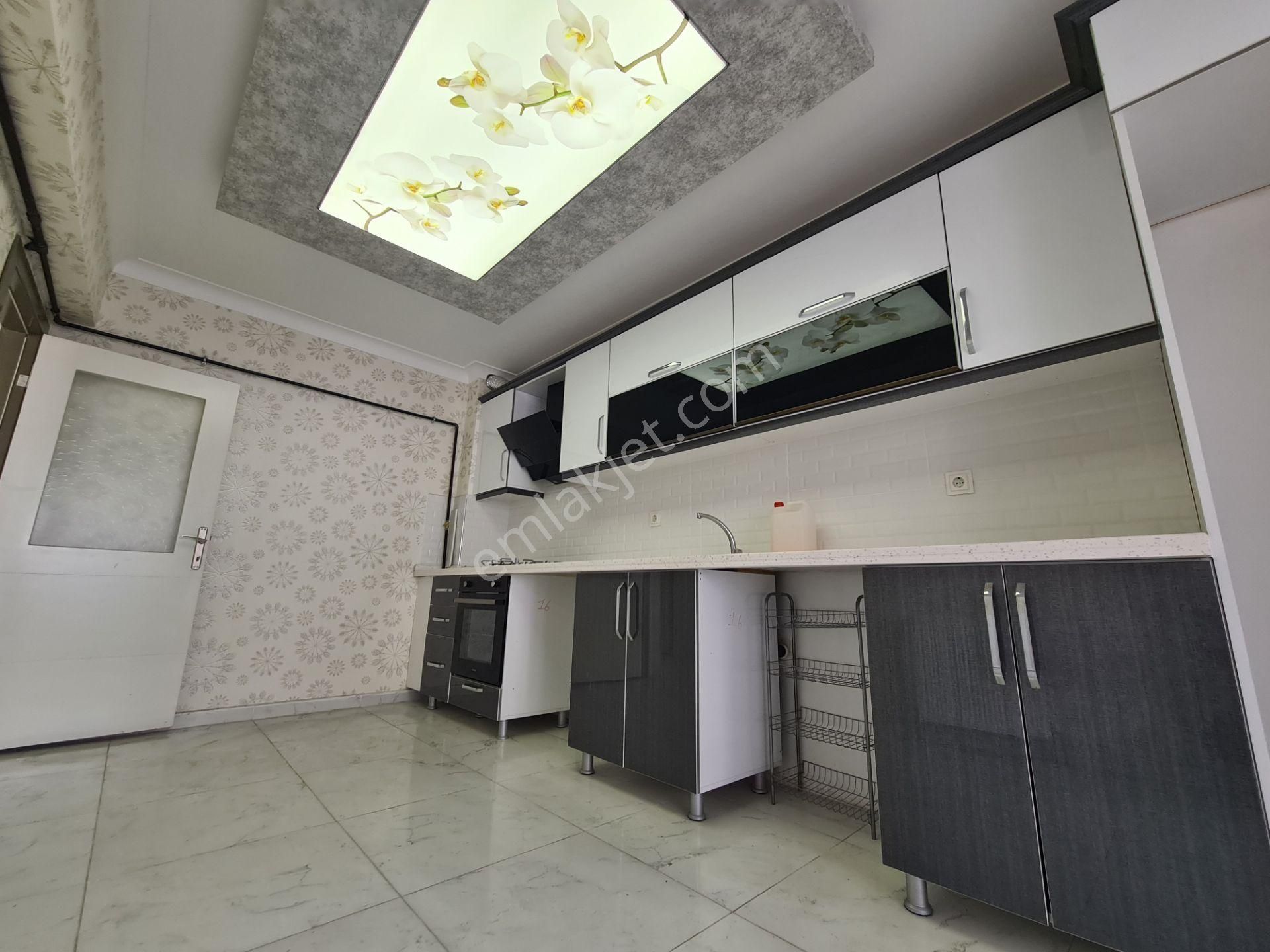 Murat Çobanoğlu Cd. Paraleli Hiç Oturulmamış Full Yapılı 3+1 - Görsel 4