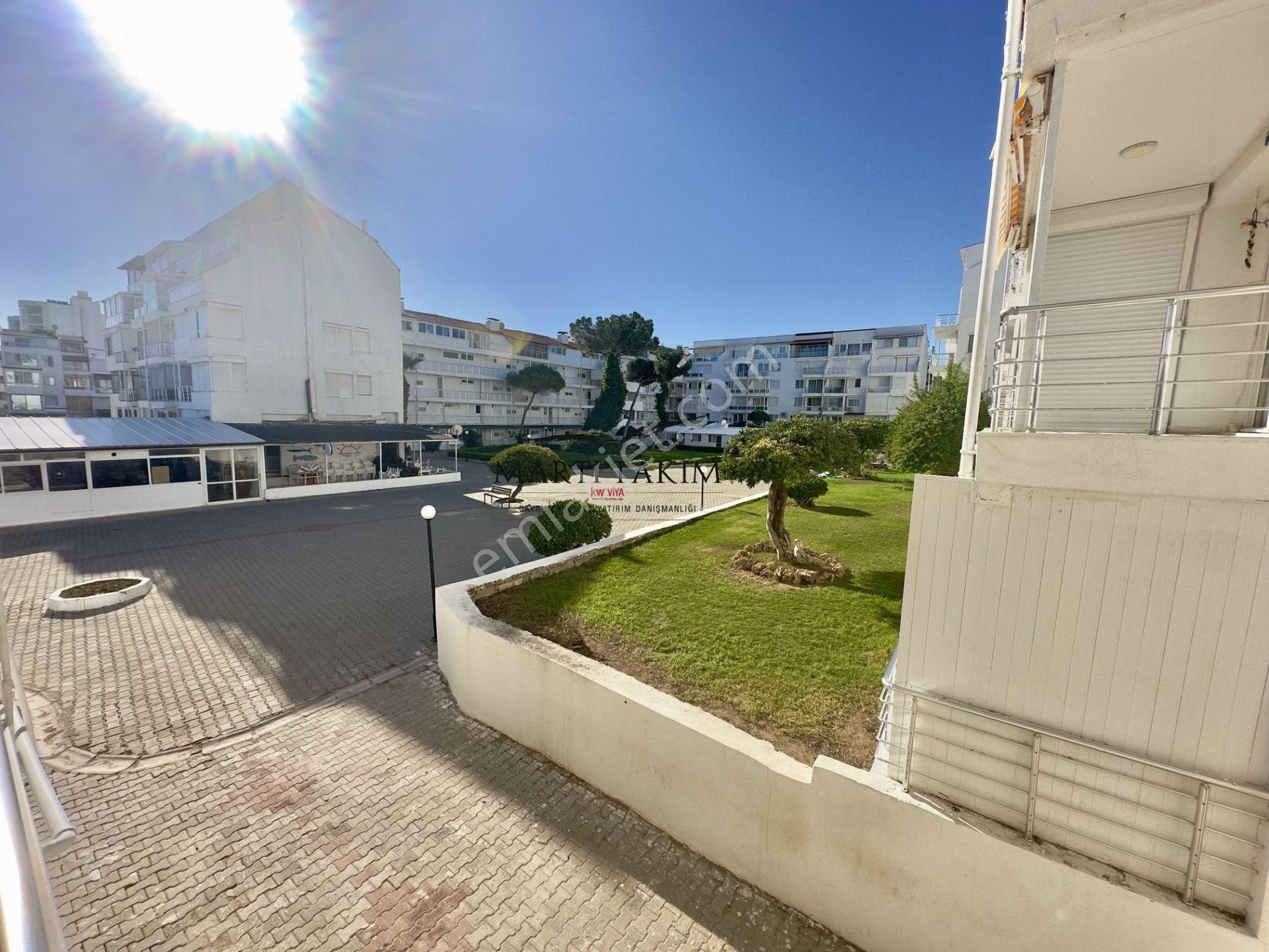 Çeşme Deniz 1 Tatil Sitesi Boyalık'ta Deniz Manzaralı 1+1 Satılıka - Görsel 28