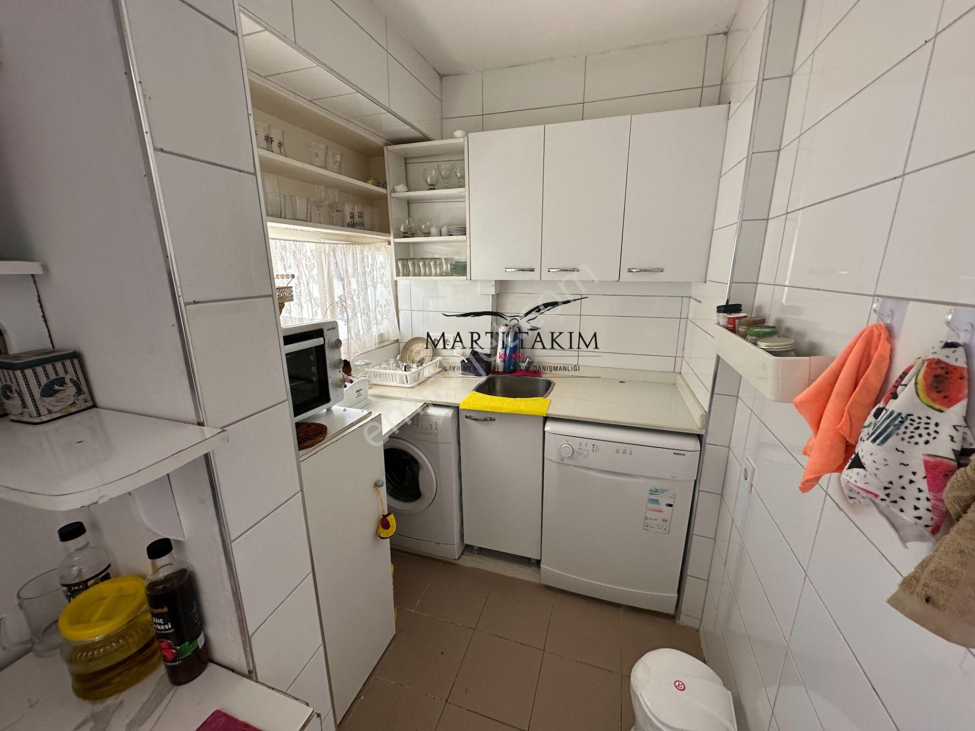 Çeşme Deniz 1 Tatil Sitesi Boyalık'ta Deniz Manzaralı 1+1 Satılıka - Görsel 4