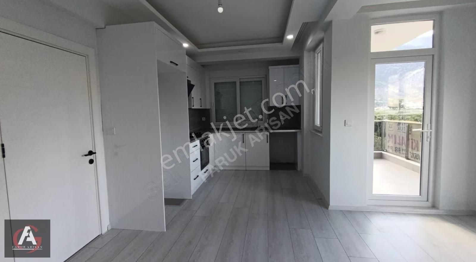 Faruk Arısan'dan Sıfır 2+1 Kiralık Daire - Görsel 3