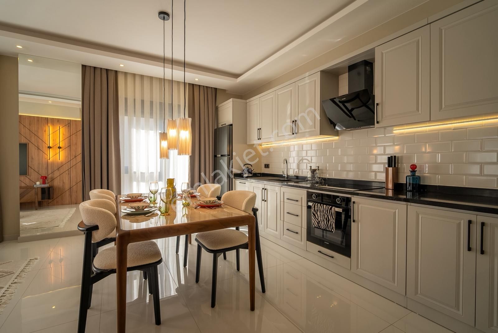 Alanya Oba Mahallesi’nde Lüks Site İçerisinde 3+1 Full Eşyalı Daire - Görsel 4