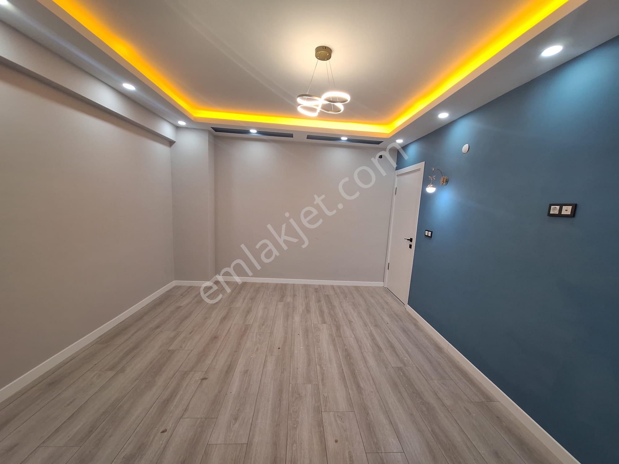 **eryıldız Gayrimenkul'den**gültepe Mah.iskanlı 2+1 Y.giriş Ön Cephe - Görsel 8