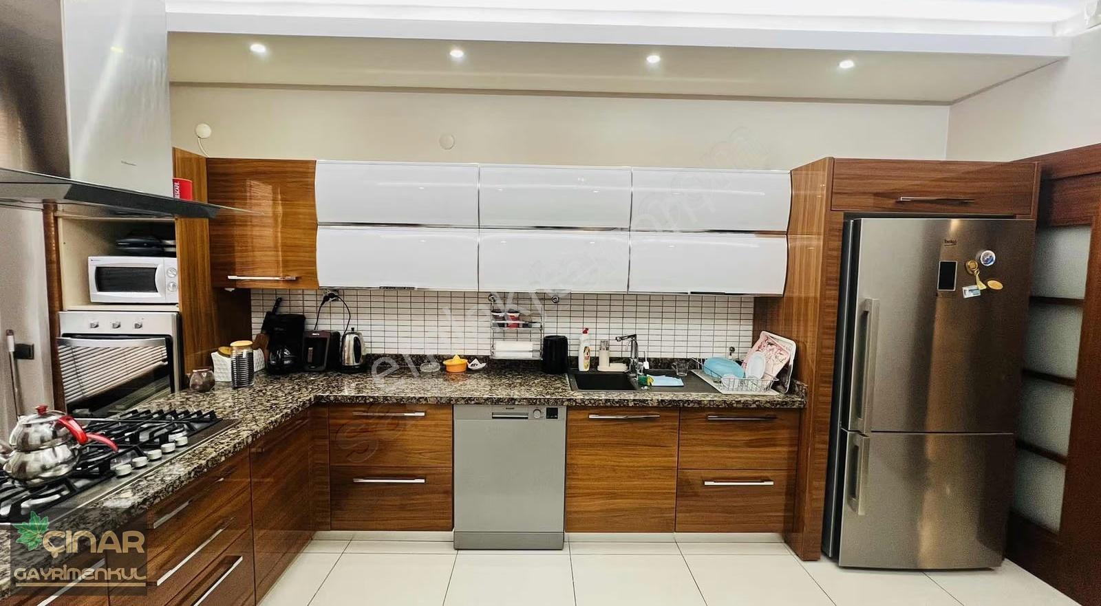 Saunalı Kış Bahçeli Bodrumlu 7+1 Çay Bağları Kalbi Satılık Villa - Görsel 28