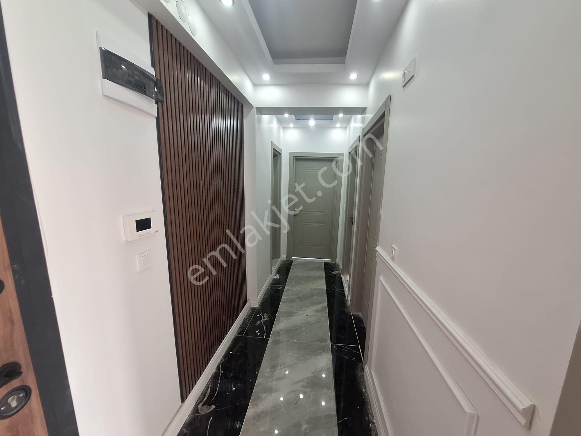 **eryıldız Gayrimenkul'den**bahçelievler Mah.merkezde Lüks 2+1 Daire Fuul Güney Cephe - Görsel 21