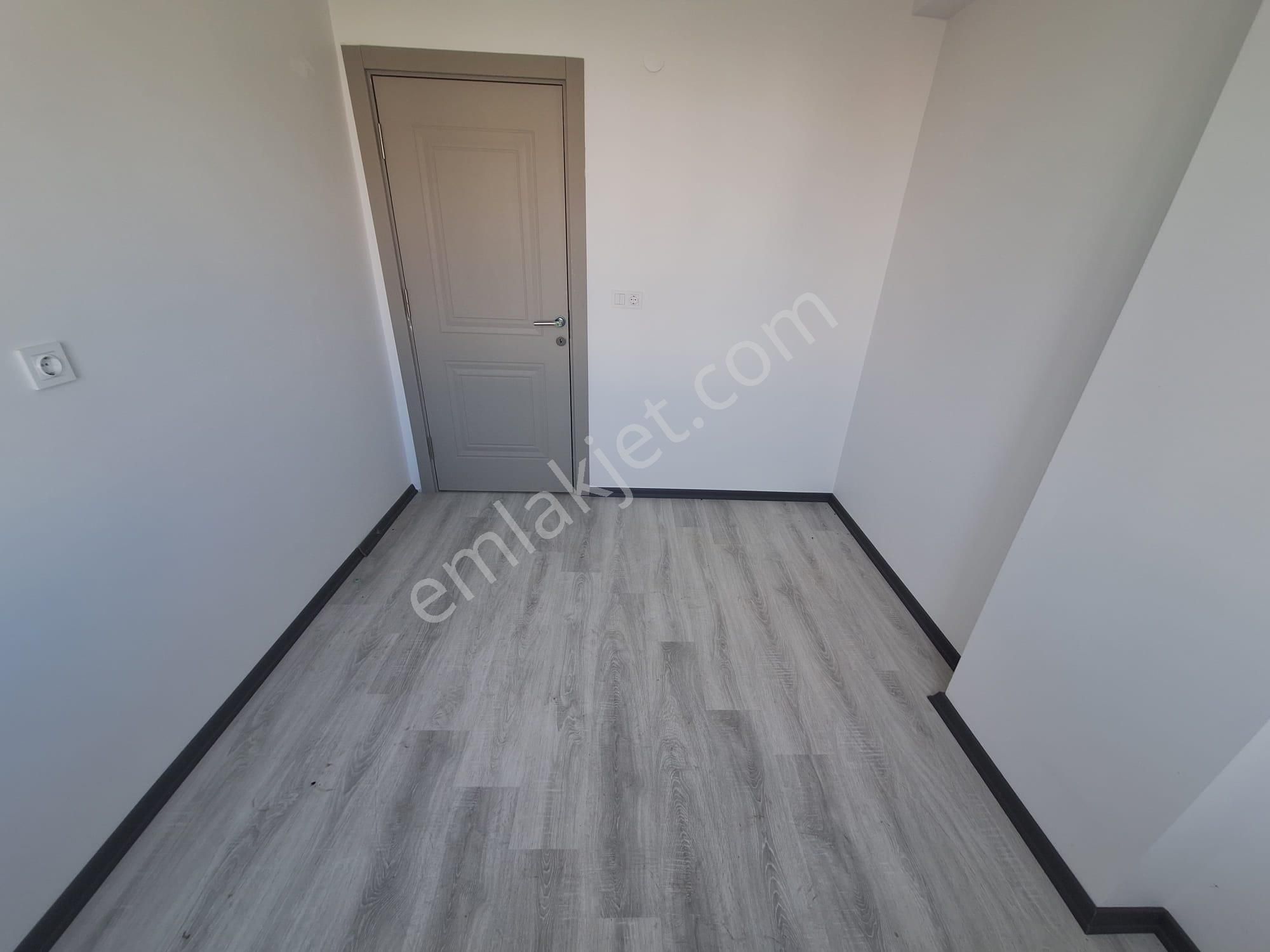 **eryıldız Gayrimenkul'den**bahçelievler Mah.merkezde Lüks 2+1 Daire Fuul Güney Cephe - Görsel 8