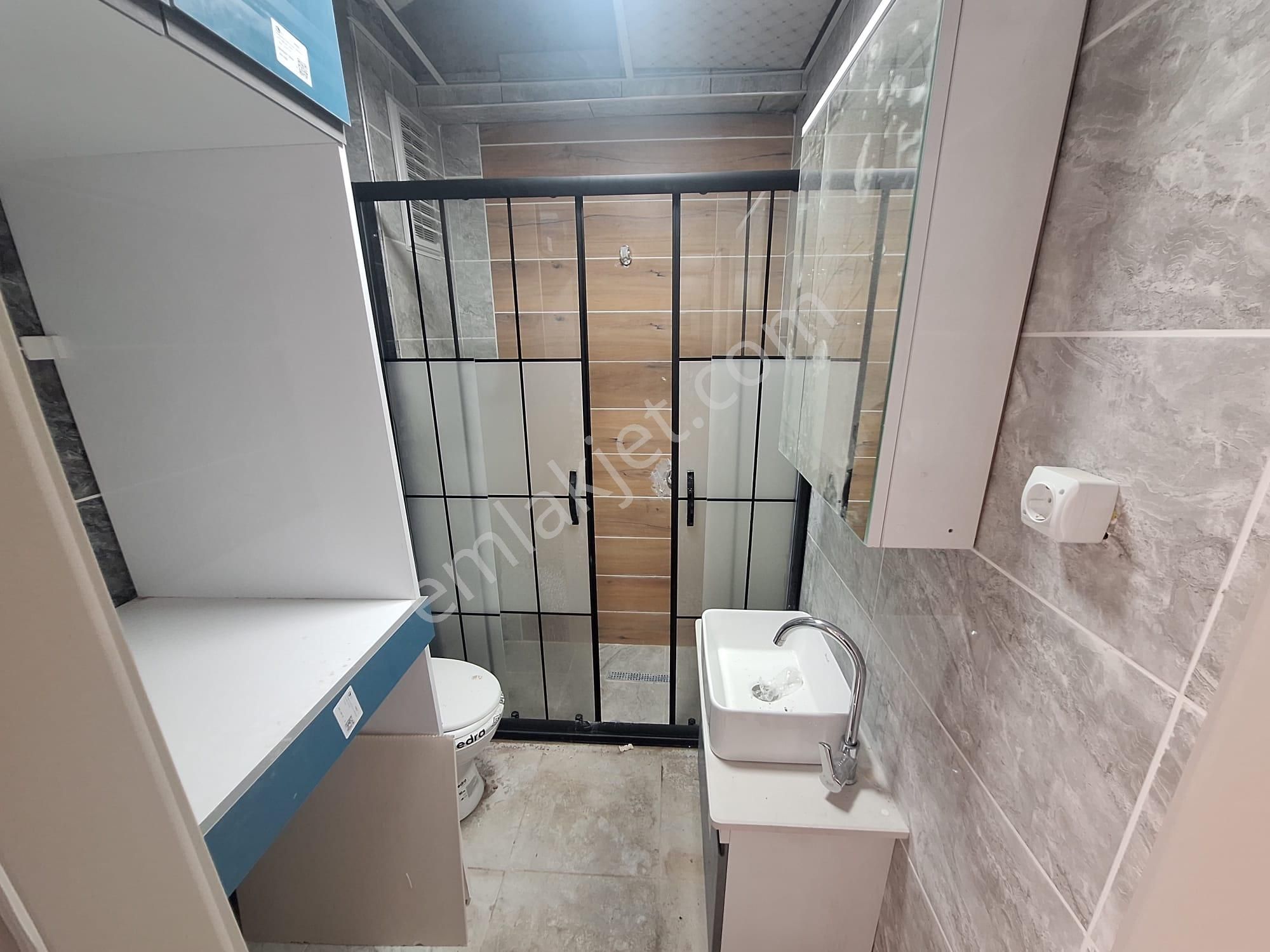 **eryıldız Gayrimenkul'den**bahçelievler Mah.merkezde Lüks 2+1 Daire Fuul Güney Cephe - Görsel 23