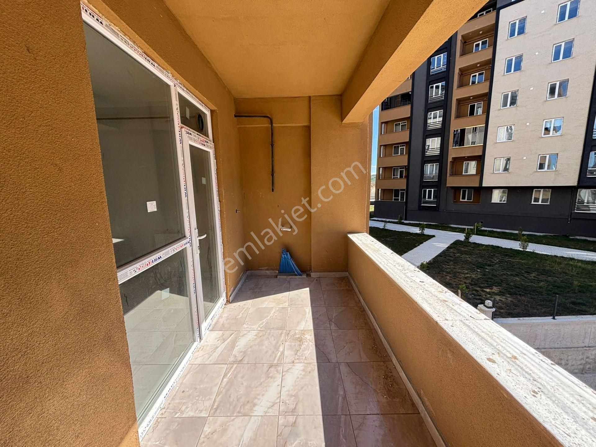 **eryıldız Gayrimenkul'den**istasyon Mah.site İçinde Kiralık Lüx 3+1 Daire - Görsel 17