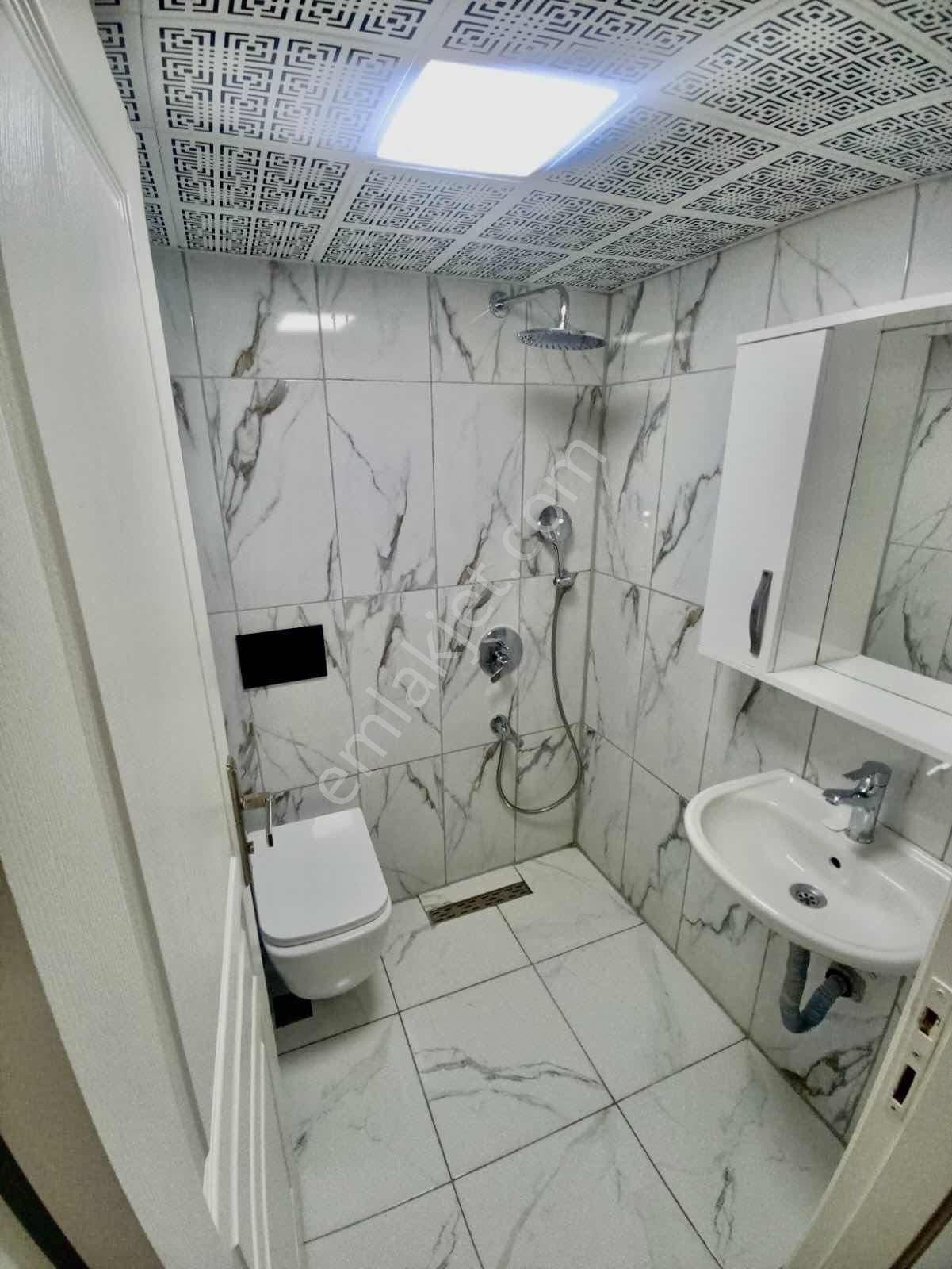 Avantaj'dan Yeşilbayır'da Merkezi Konumlu Katta Geniş 3+1 Daire - Görsel 17