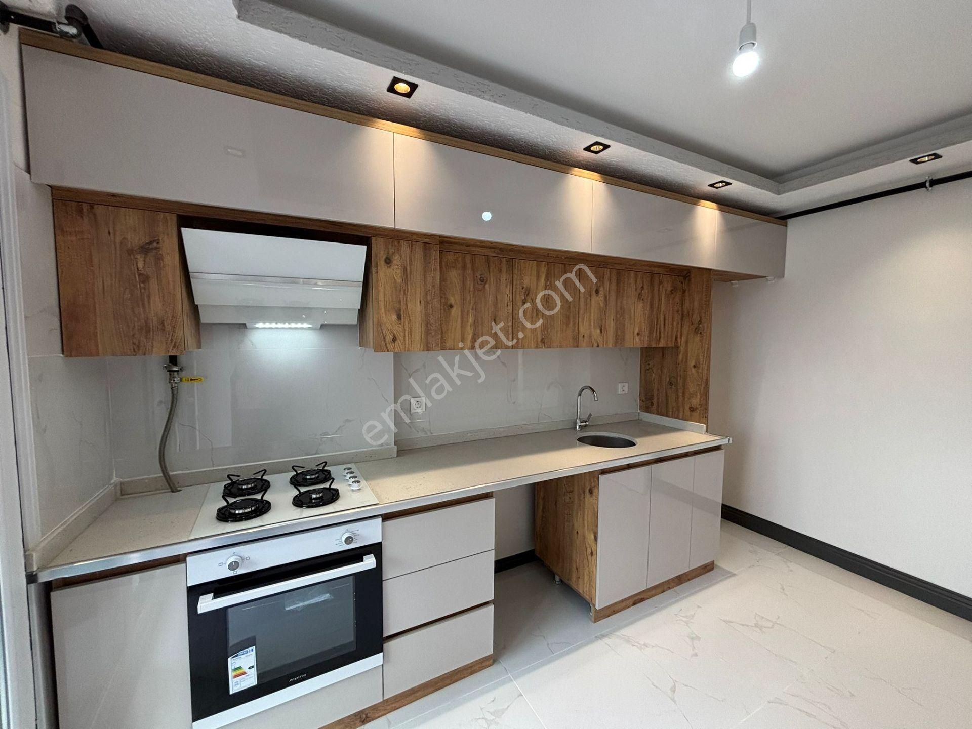 **eryıldız Gayrimenkul'den**atatürk Mah.kiralık Ful+ful Lüx 2+1 - Görsel 13