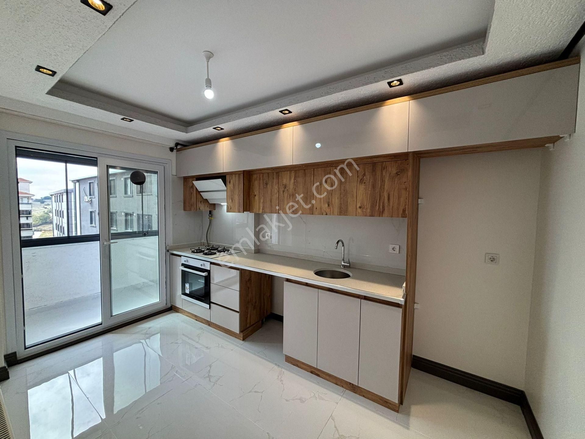 **eryıldız Gayrimenkul'den**atatürk Mah.kiralık Ful+ful Lüx 2+1 - Görsel 18