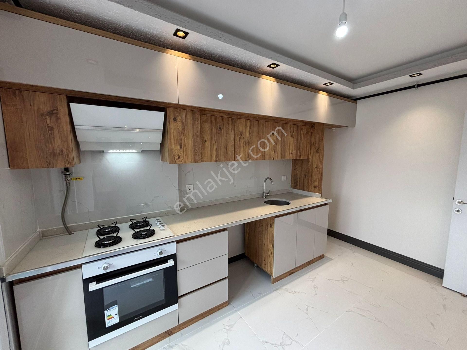 **eryıldız Gayrimenkul'den**atatürk Mah.kiralık Ful+ful Lüx 2+1 - Görsel 15