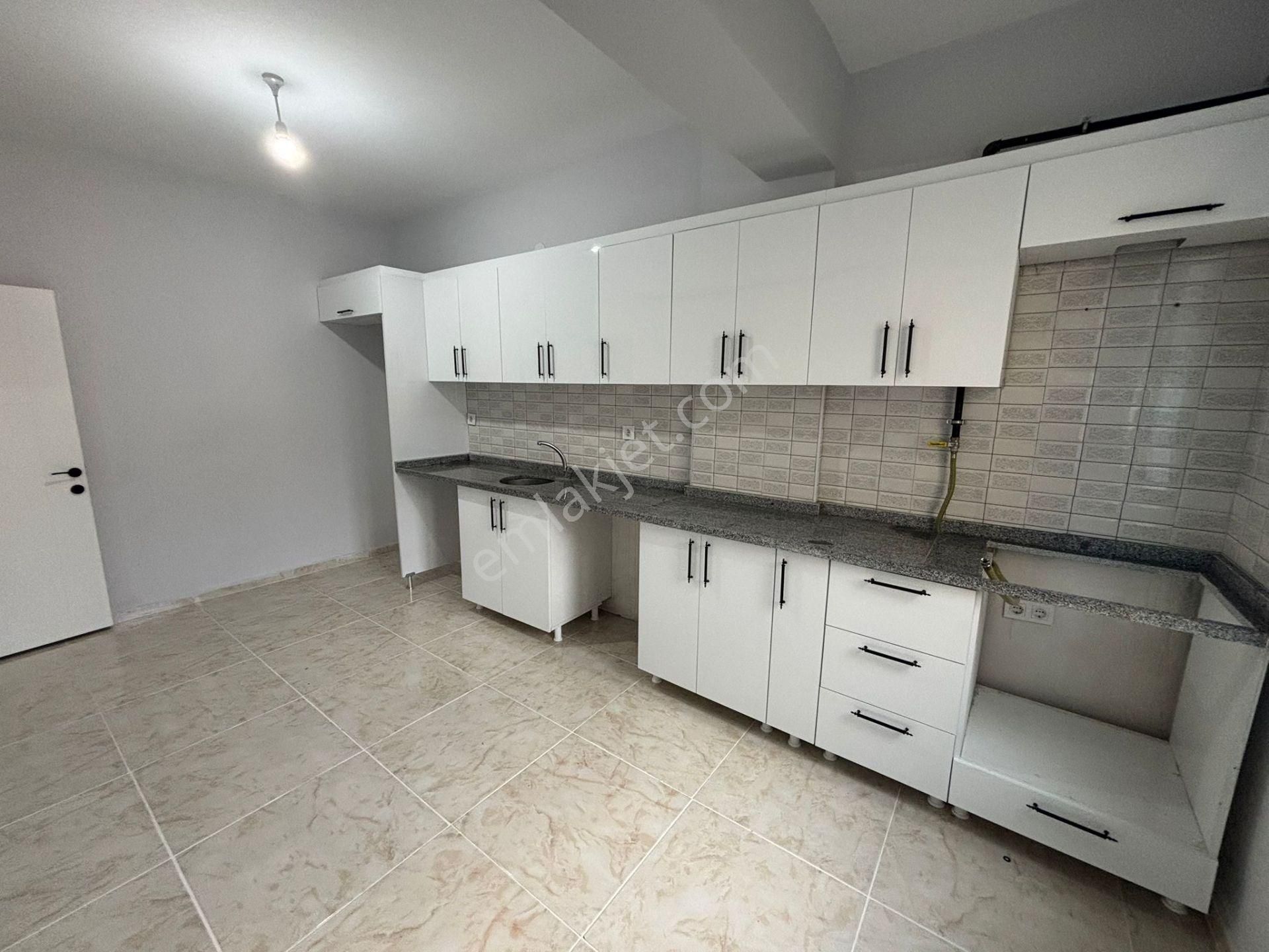 **eryıldız Gayrimenkul'den**namık Kemal Mah.iskanlı Kiralık Lüks 2+1 Daire - Görsel 9