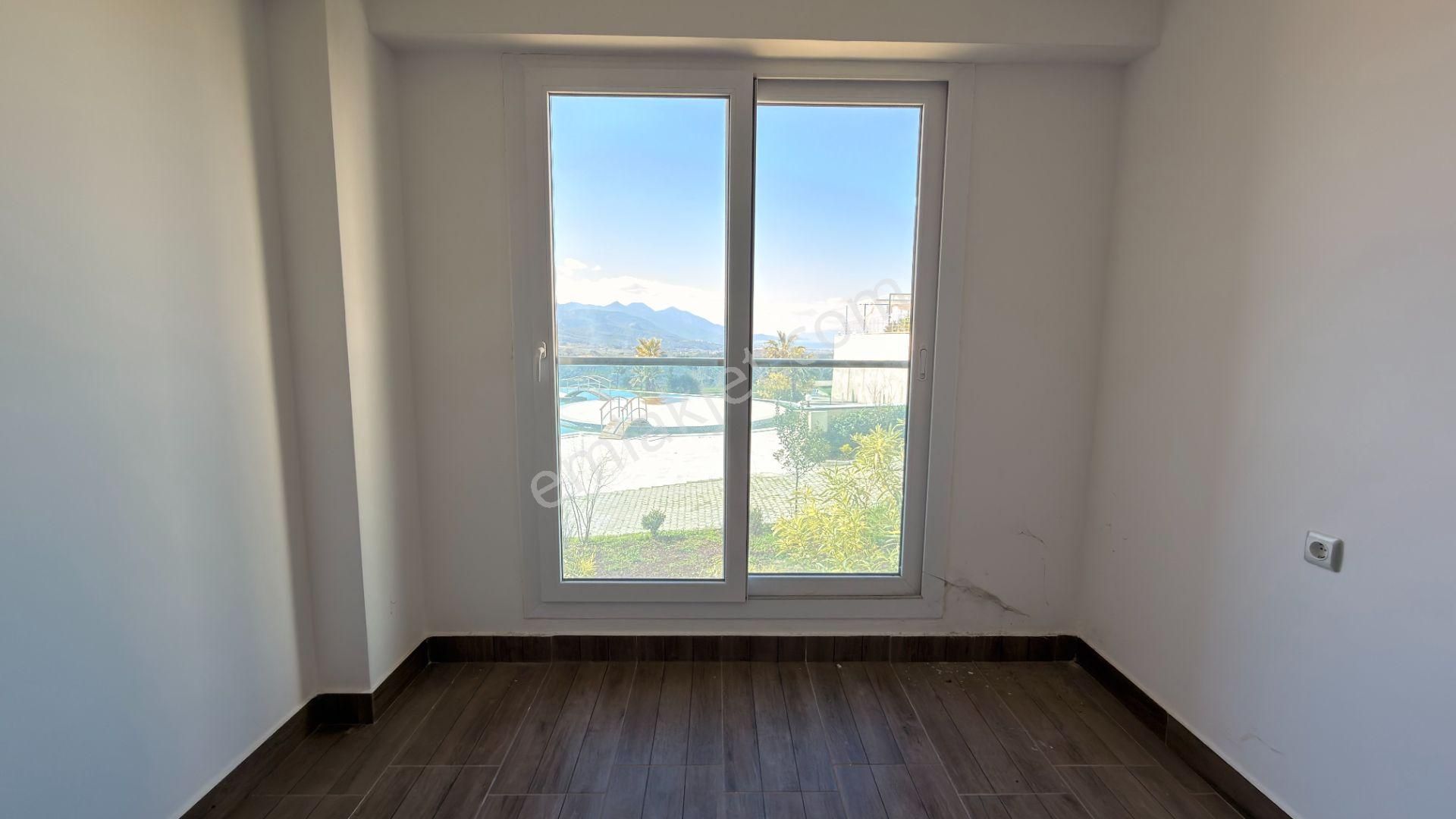 Ağaçlı Da Deniz Ve Havuz Manzaralı Satılık 2+1 Geniş Daire - Görsel 20