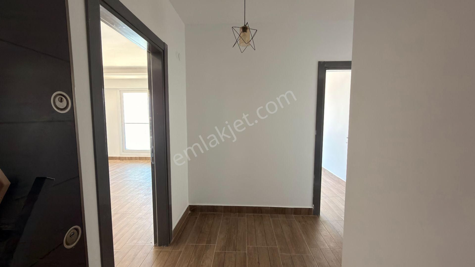 Ağaçlı Da Deniz Ve Havuz Manzaralı Satılık 2+1 Geniş Daire - Görsel 11