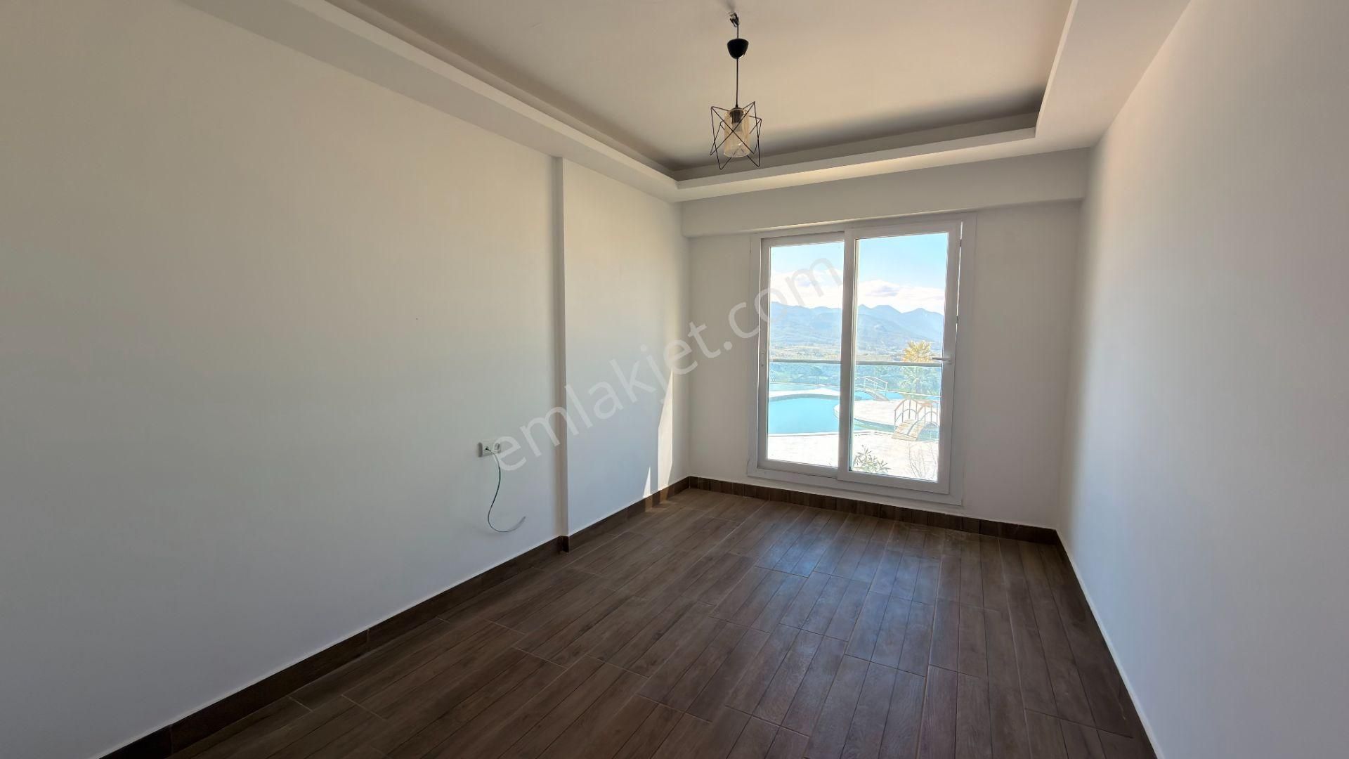 Ağaçlı Da Deniz Ve Havuz Manzaralı Satılık 2+1 Geniş Daire - Görsel 17