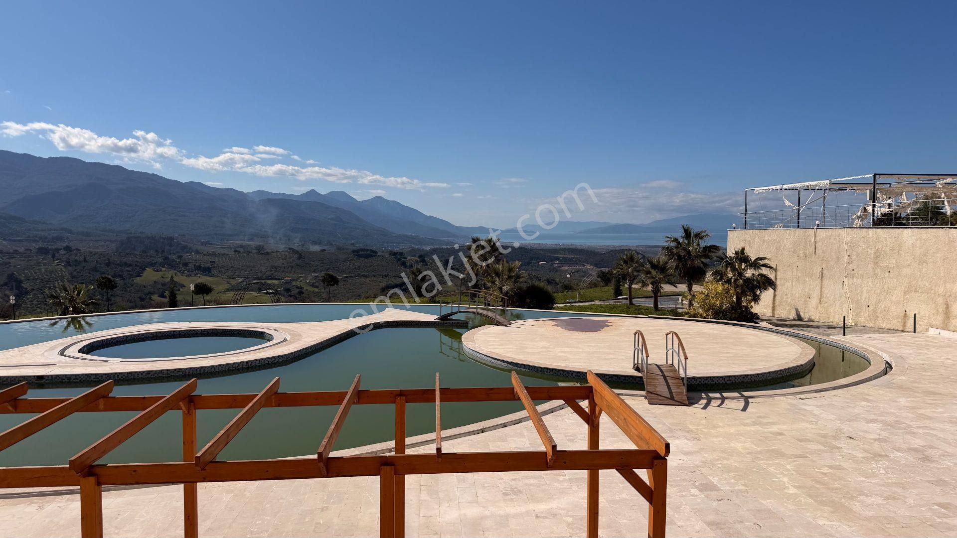 Ağaçlı Da Deniz Ve Havuz Manzaralı Satılık 2+1 Geniş Daire - Görsel 7