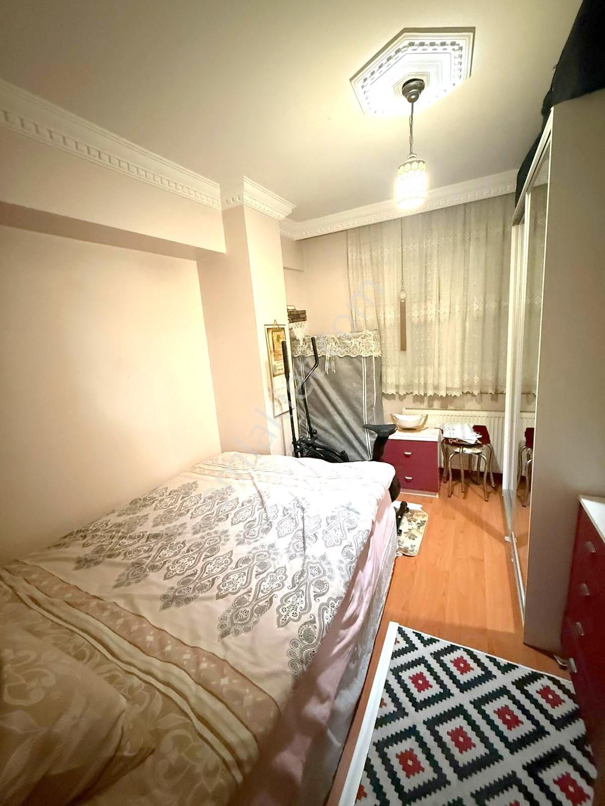 Tutar Da Zafer Mahallesinde 15 Yıllık 2+1 60 M2 Y.girş Daire - Görsel 8