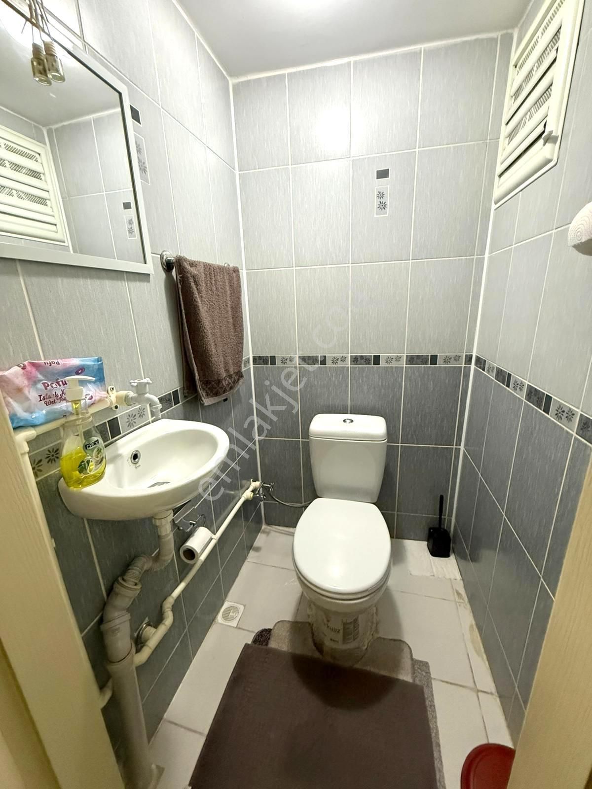 Tutar Da Zafer Mahallesinde 15 Yıllık 2+1 60 M2 Y.girş Daire - Görsel 19