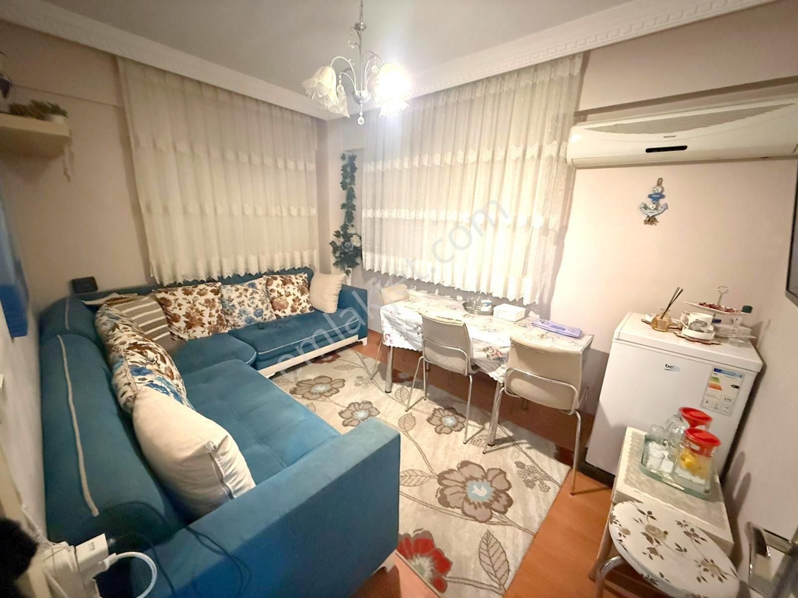 Tutar Da Zafer Mahallesinde 15 Yıllık 2+1 60 M2 Y.girş Daire - Görsel 2