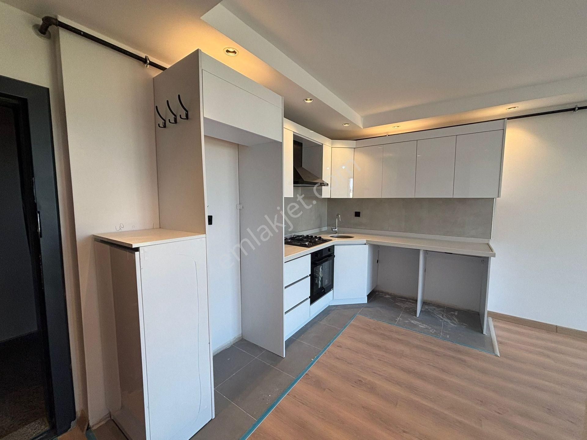**eryıldız Gayrimenkul'den**çarşı İçinde Polis Evi Yanı Kiralık 1+1 Daire - Görsel 19