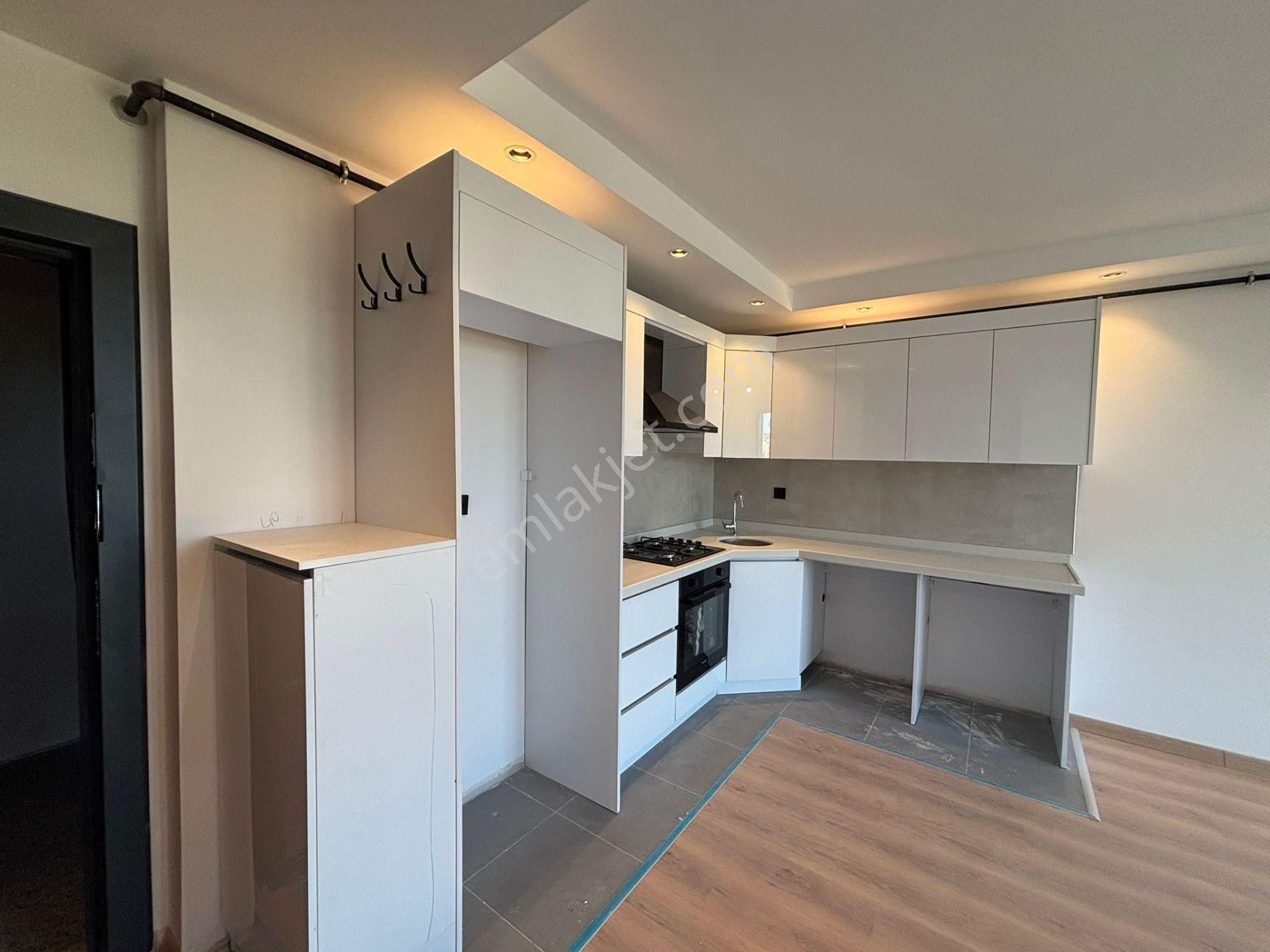 **eryıldız Gayrimenkul'den**çarşı İçinde Polis Evi Yanı Kiralık 1+1 Daire - Görsel 18