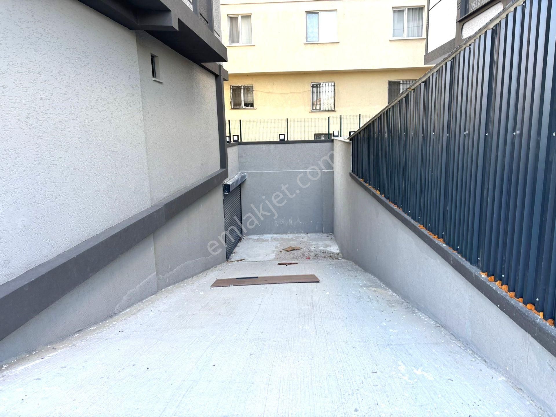 **eryıldız Gayrimenkul'den**çarşı İçinde Polis Evi Yanı Kiralık 1+1 Daire - Görsel 24