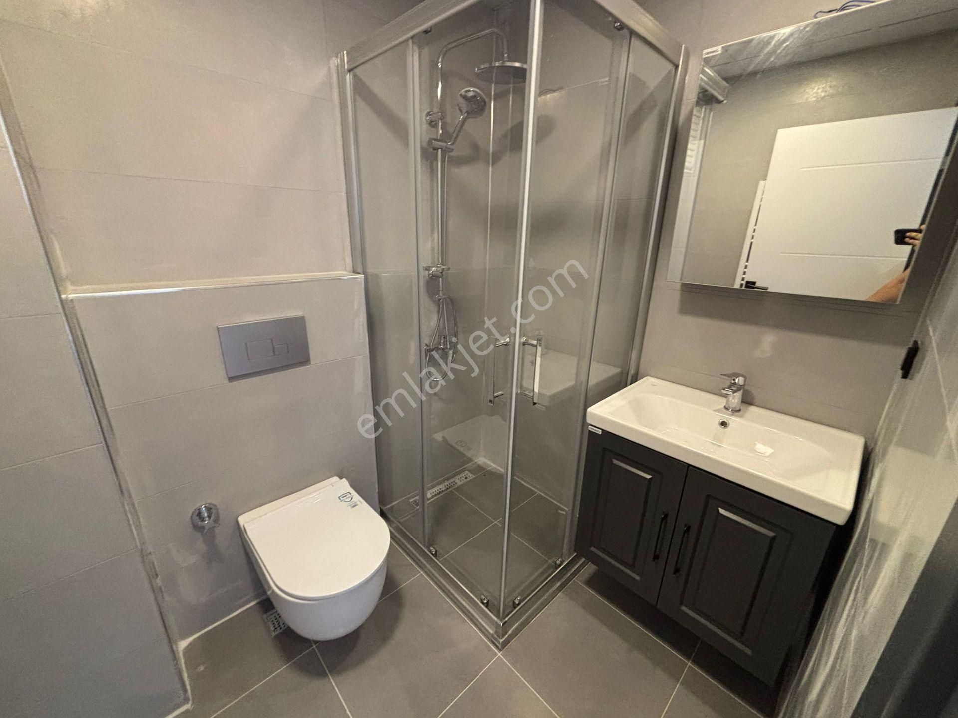 **eryıldız Gayrimenkul'den**çarşı İçinde Polis Evi Yanı Kiralık 1+1 Daire - Görsel 20