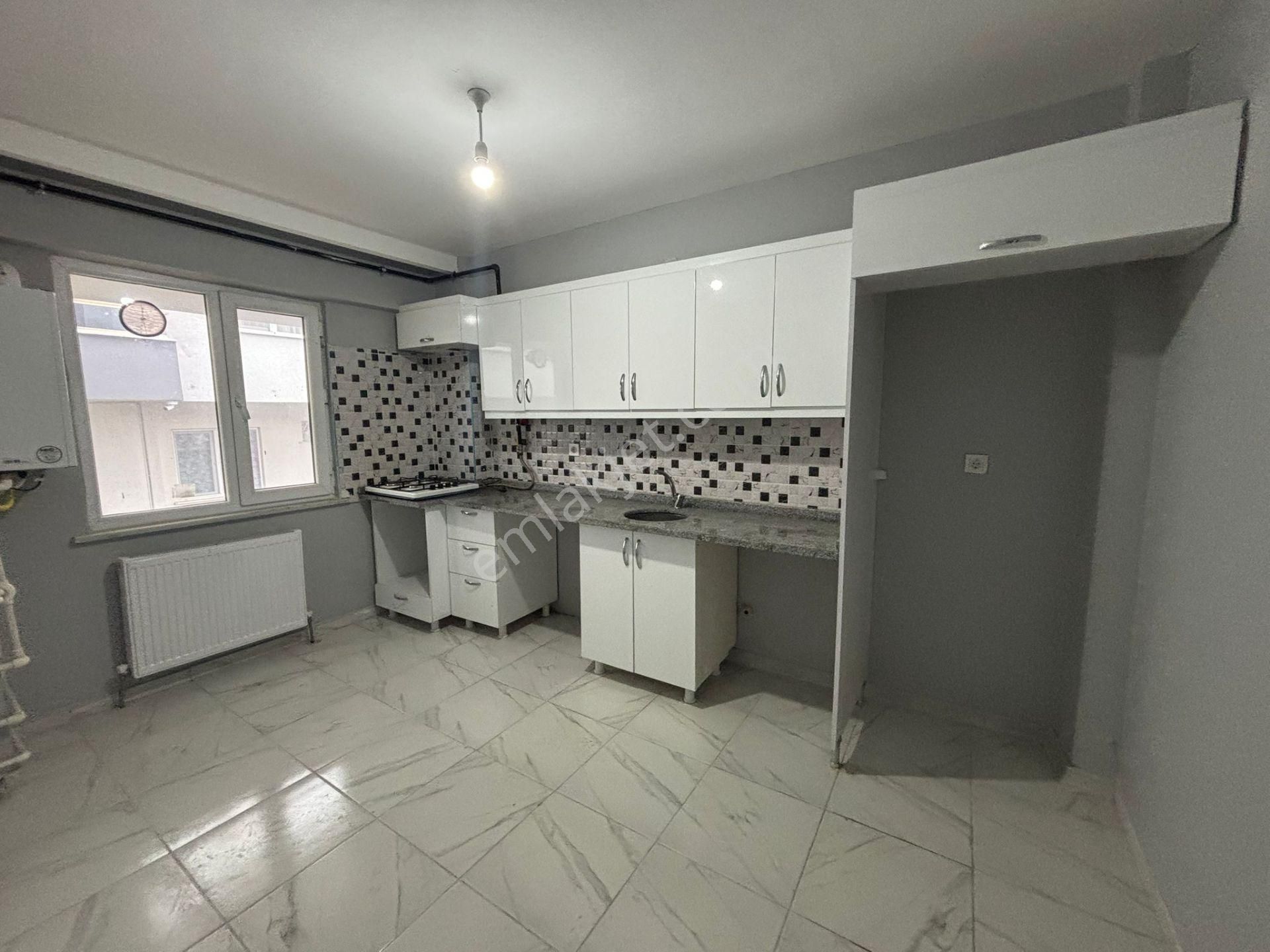 **eryıldız Gayrimenkul'den Tapu Dairesi Yanı Kiralık 2+0 Yüksek Giriş - Görsel 9